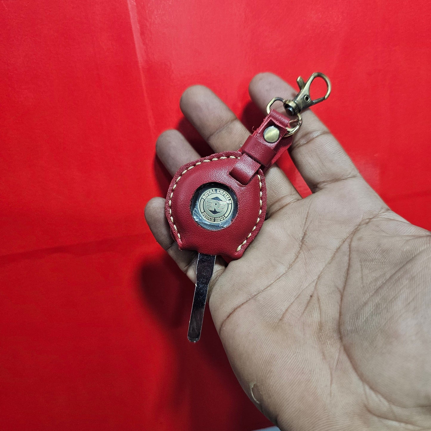 Indianleathercraft Keychains Re classic 350 red Royal enfield hunter 350 key cover