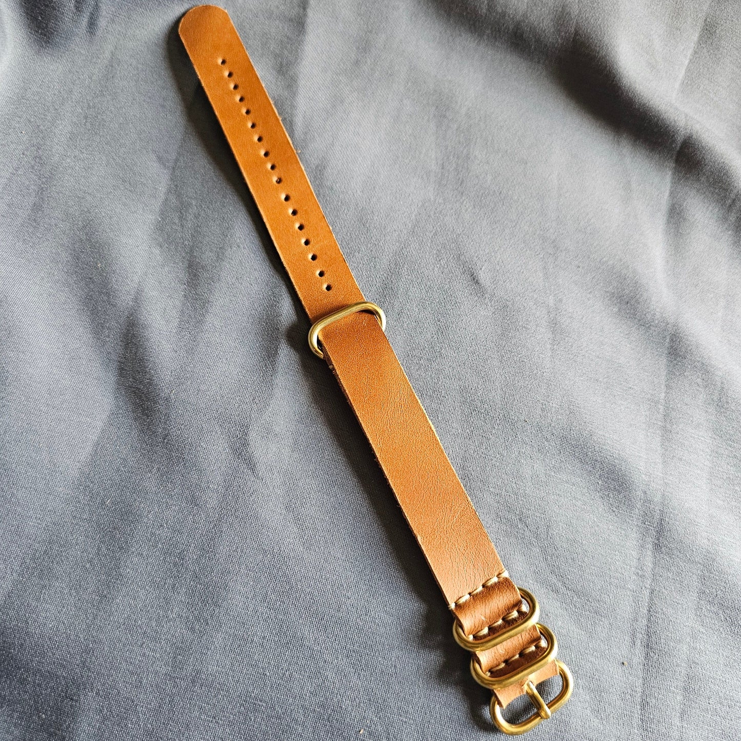 Indianleathercraft Watch Bands 18mm / Tan / Gold Handmade nato leather strap