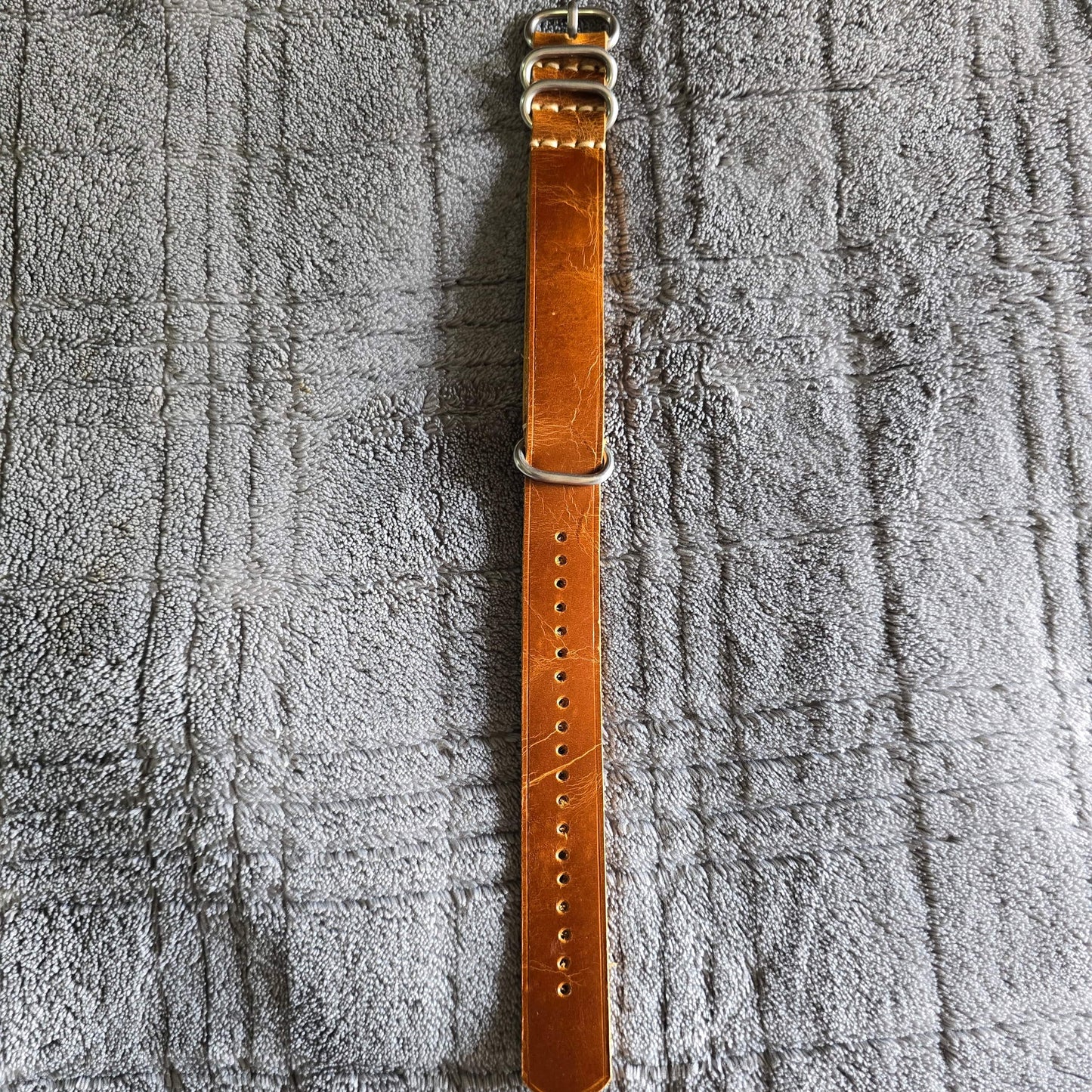 Indianleathercraft Watch Bands 20mm / Golden / Silver Handmade nato leather strap