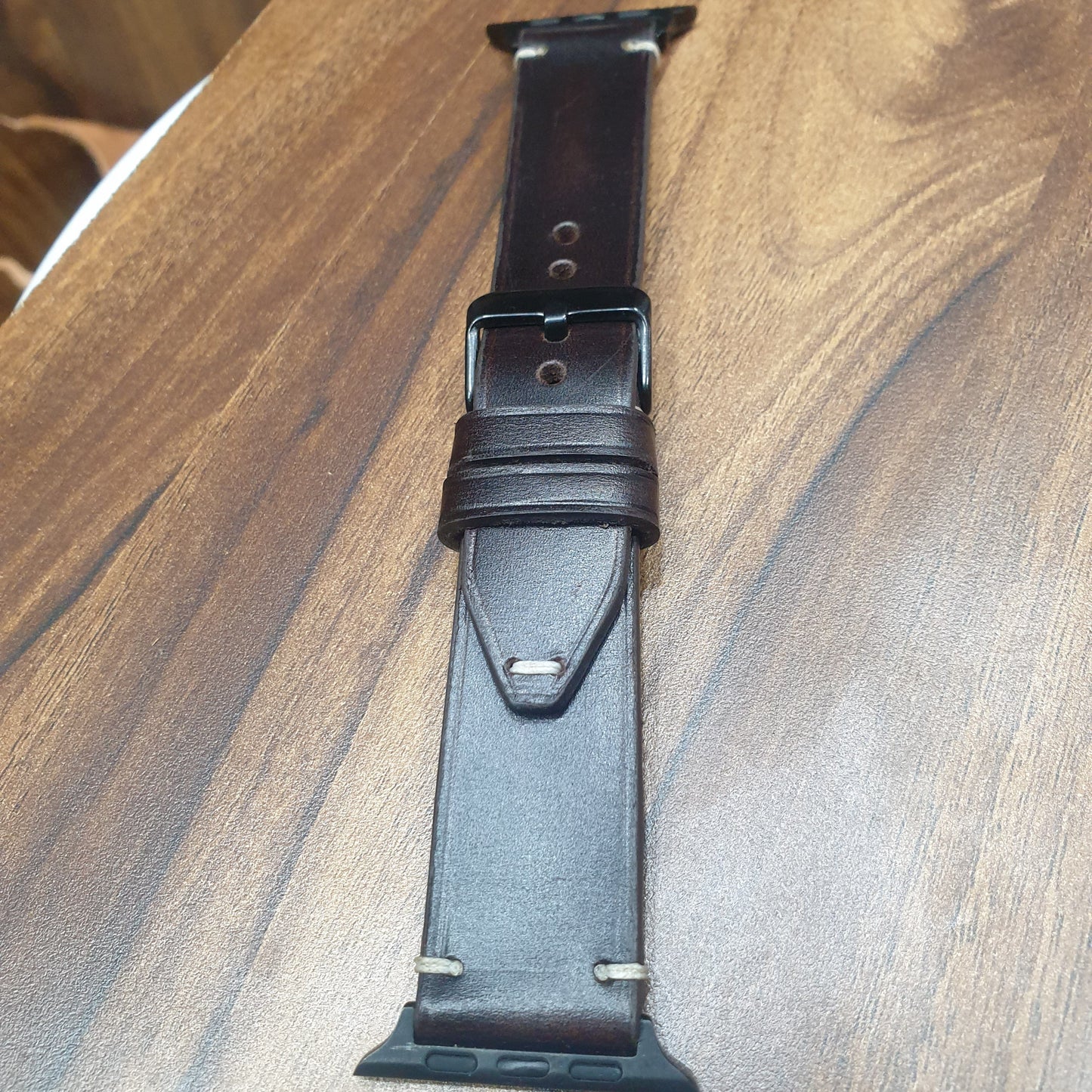 Indianleathercraft Handmade brown leather apple watch strap