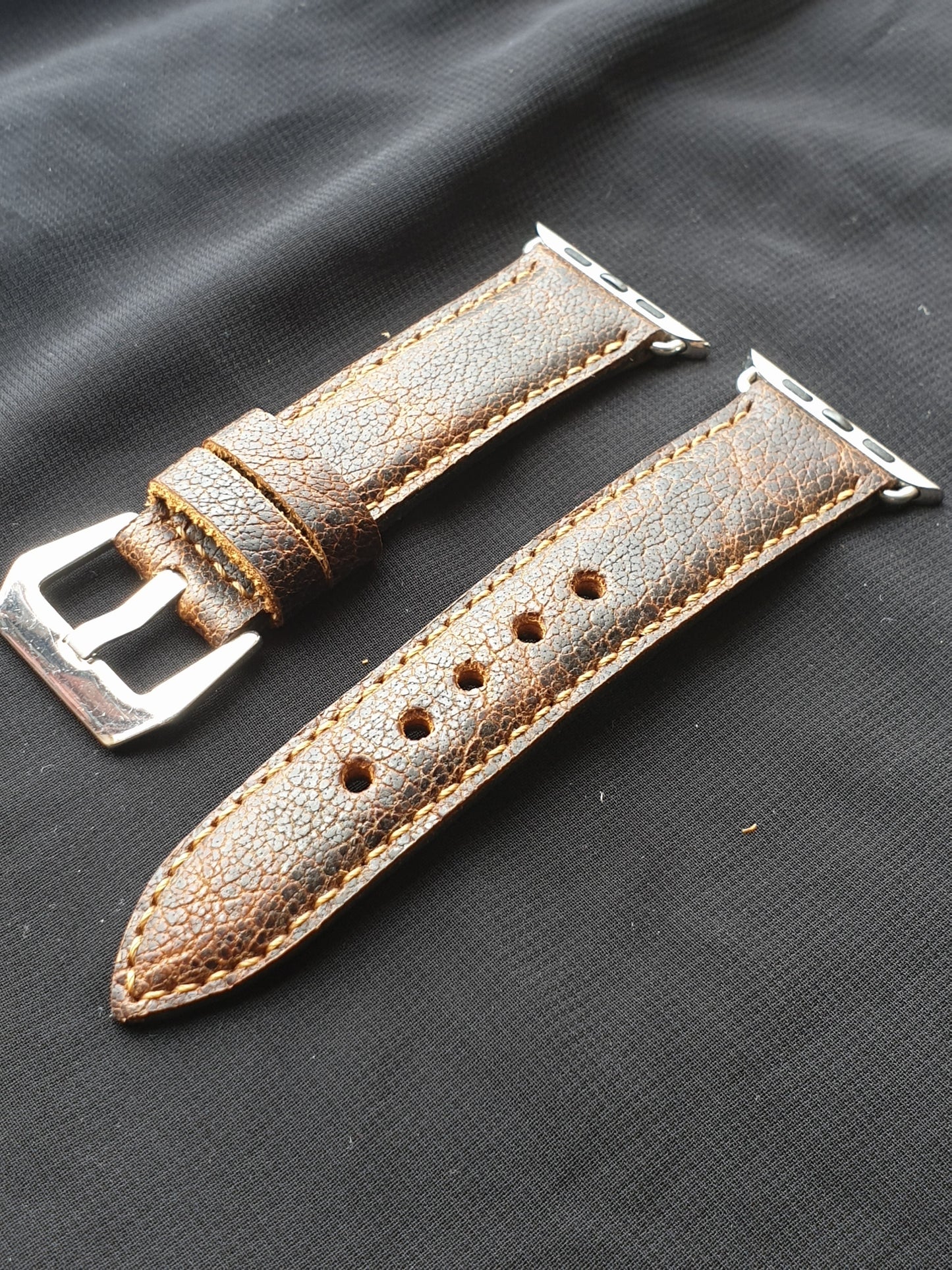 Indianleathercraft Handmade leather apple watch strap
