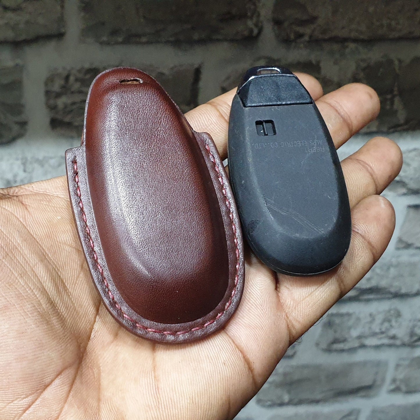 Indianleathercraft Handmade leather case for suzuki