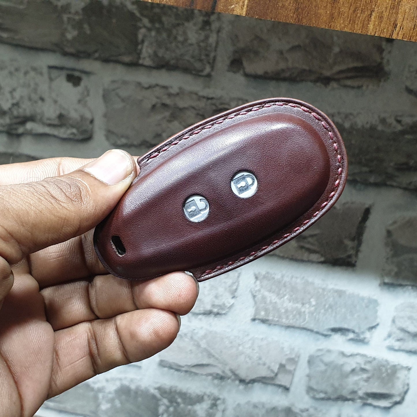 Indianleathercraft Handmade leather case for suzuki