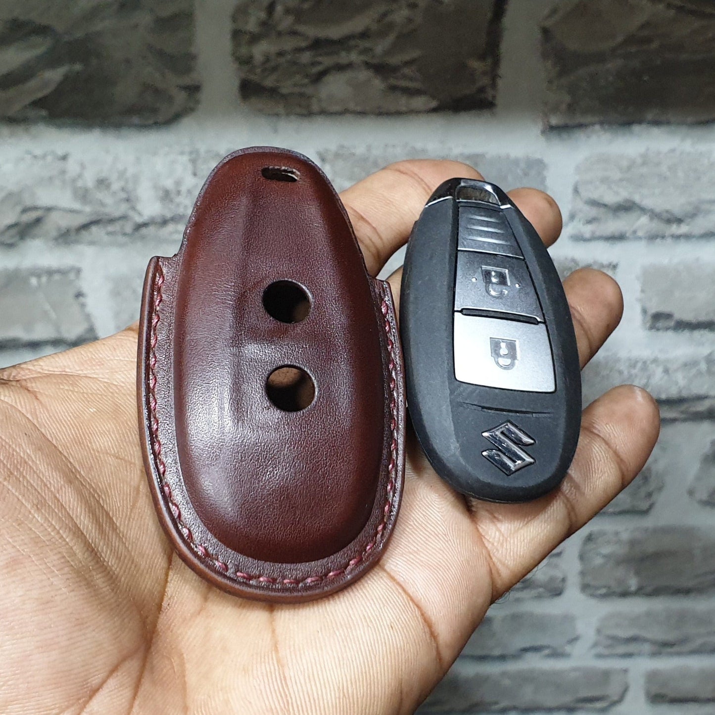 Indianleathercraft Handmade leather case for suzuki