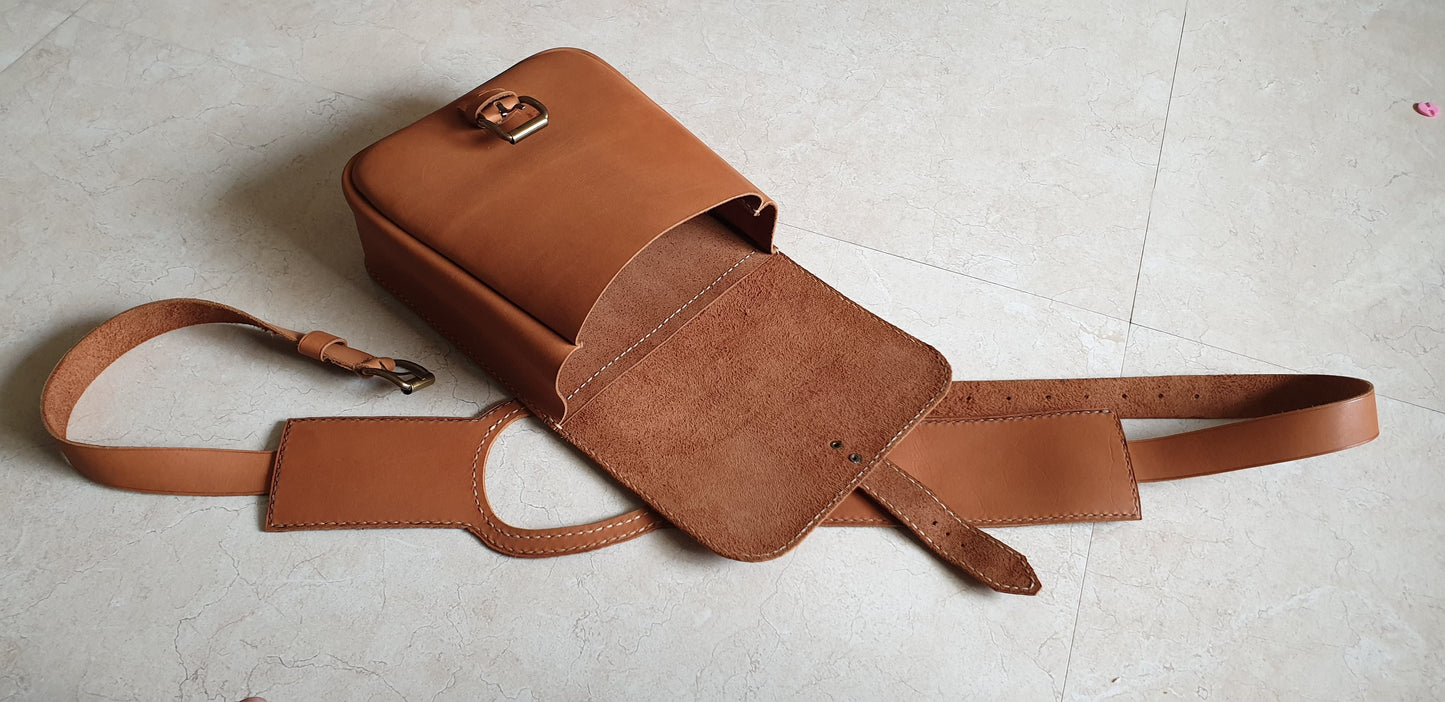Indianleathercraft royal enfield leather tank belt with side bag