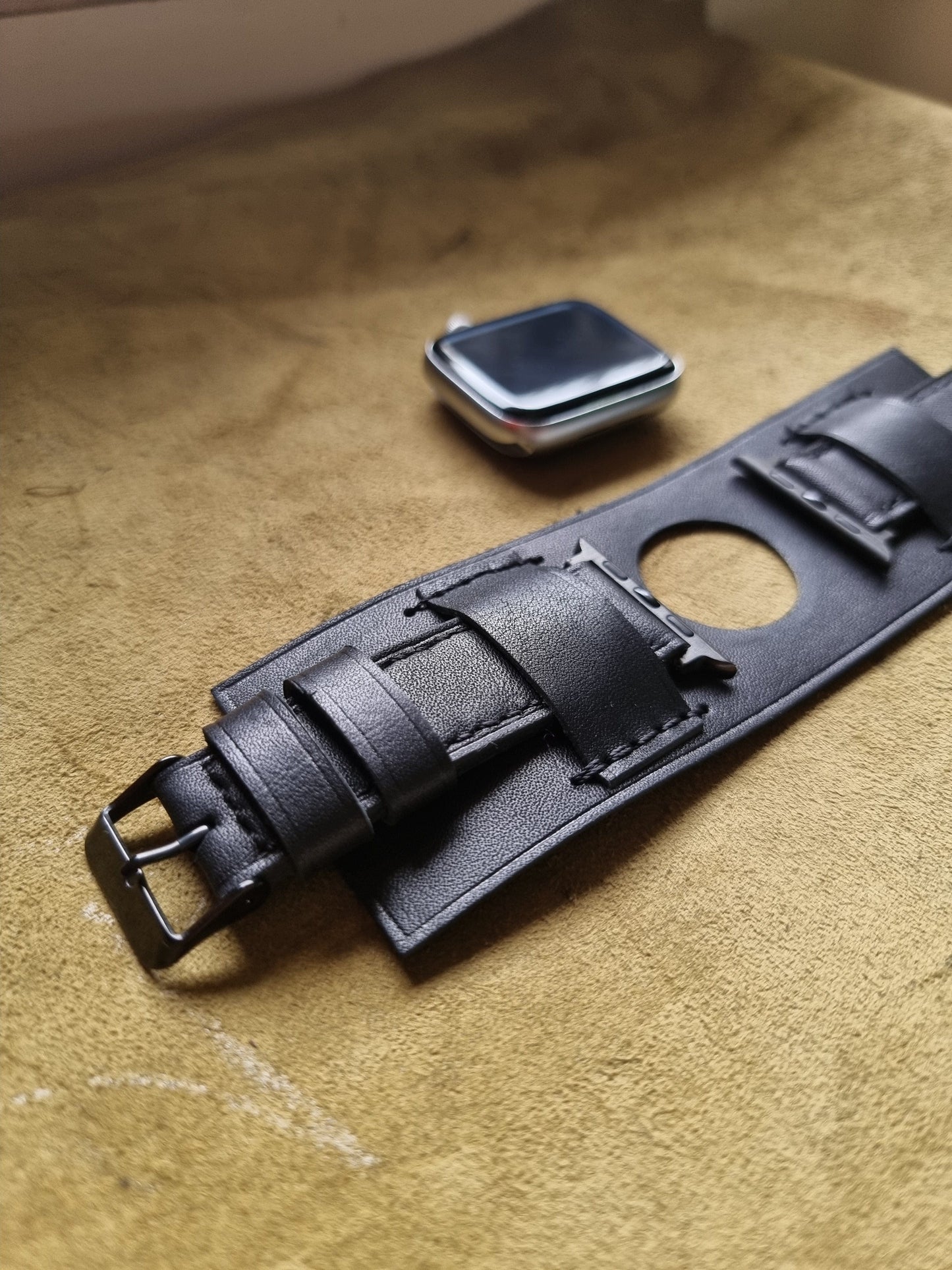 Indianleathercraft Watch Bands Apple watch cuff leather strap