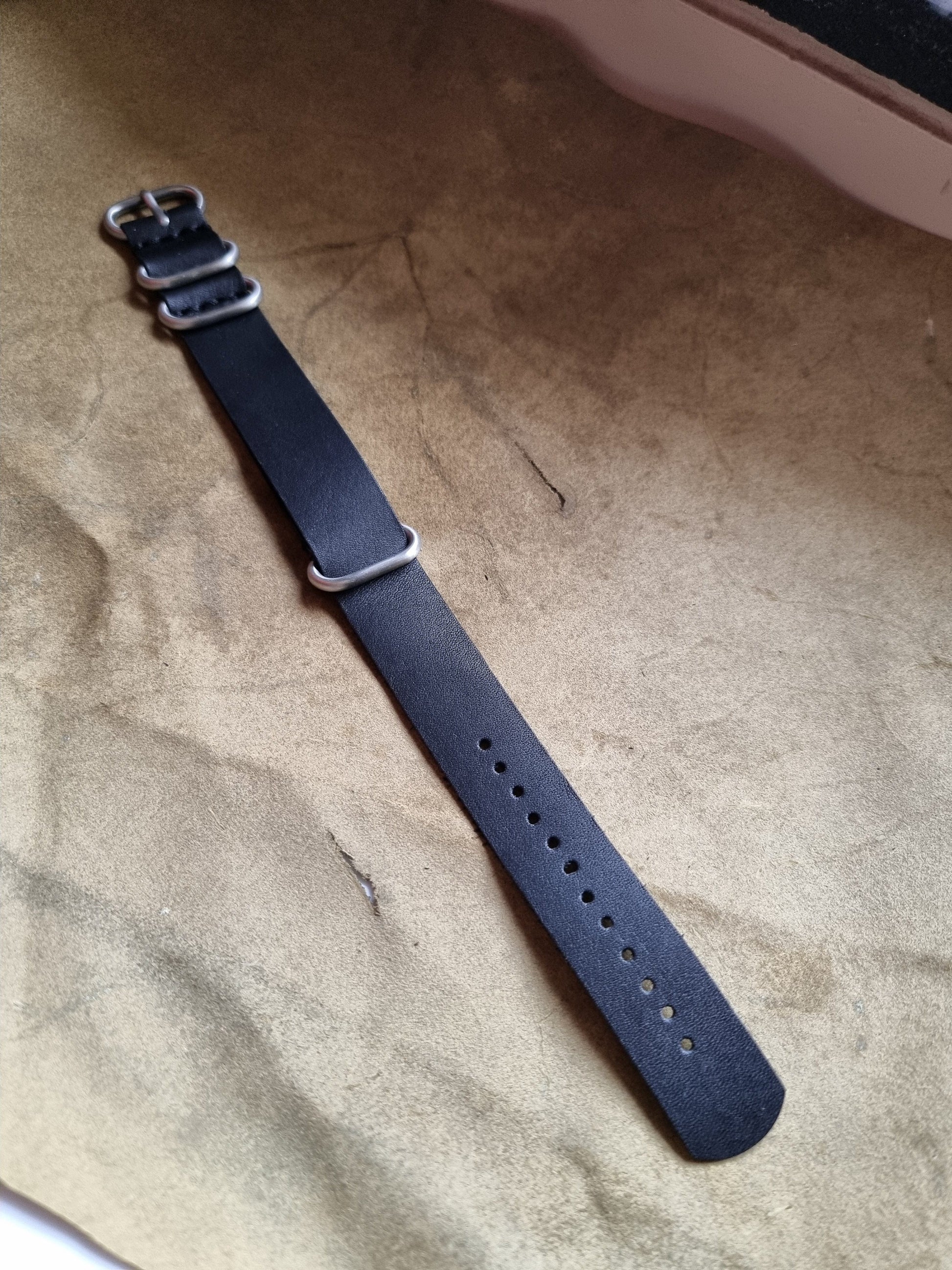 Indianleathercraft Watch Bands Handmade nato leather strap