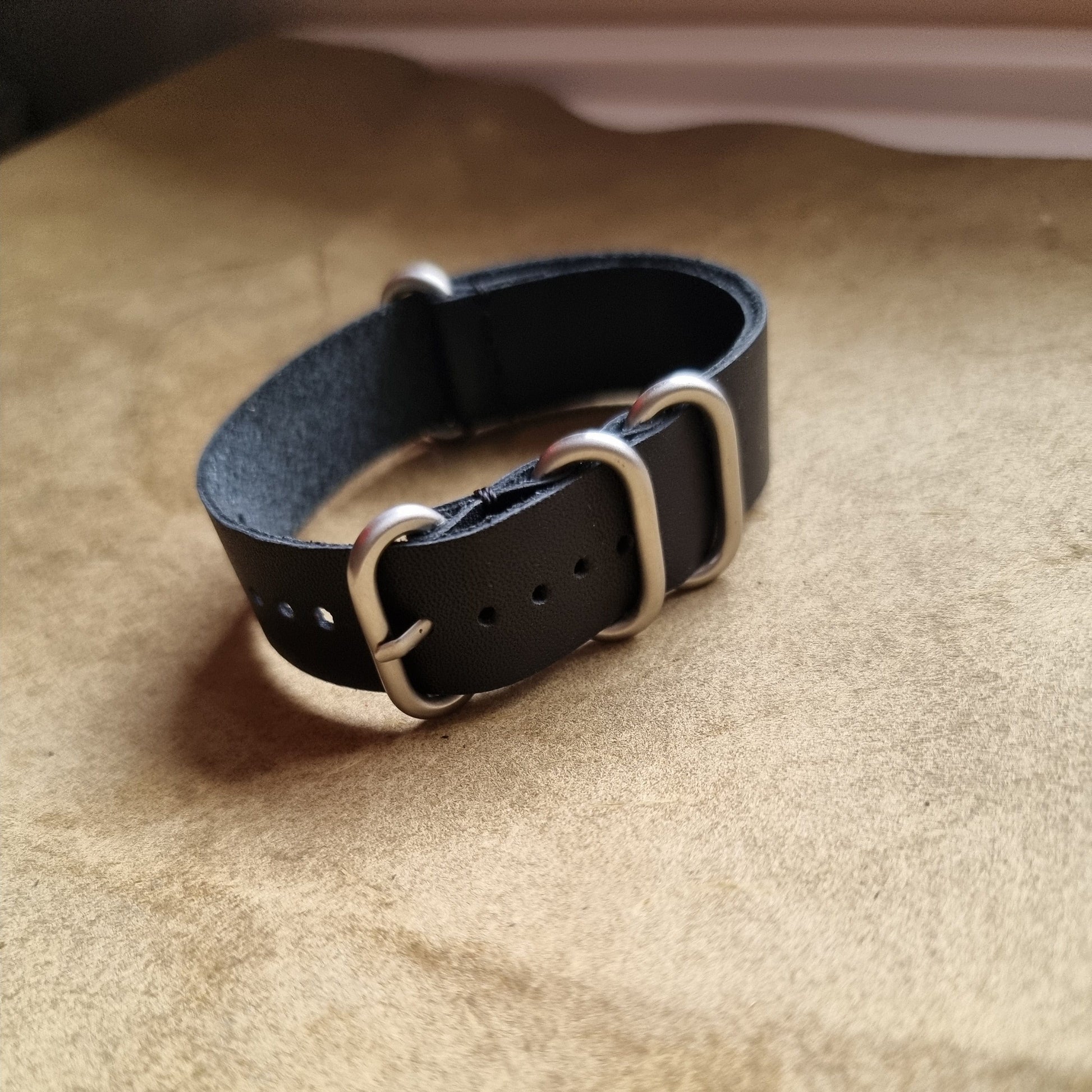 Indianleathercraft Watch Bands Handmade nato leather strap