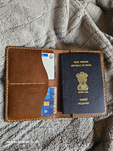 Indianleathercraft Vintage tobacco leather passport wallet