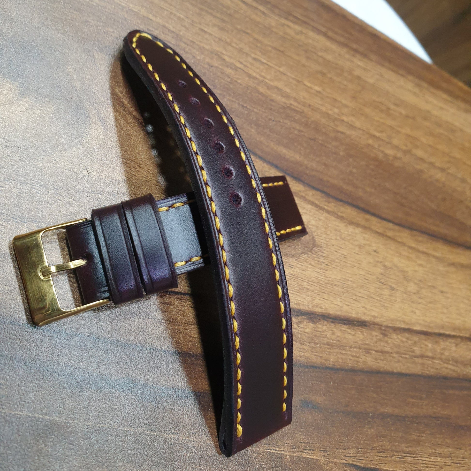 Indianleathercraft Handmade burgundy leather strap