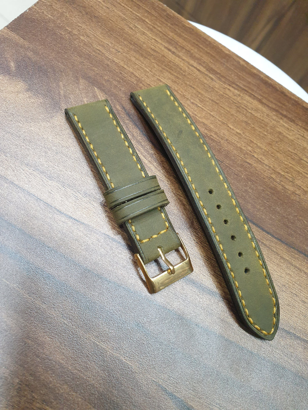 Indianleathercraft 18mm Handmade olive green leather strap