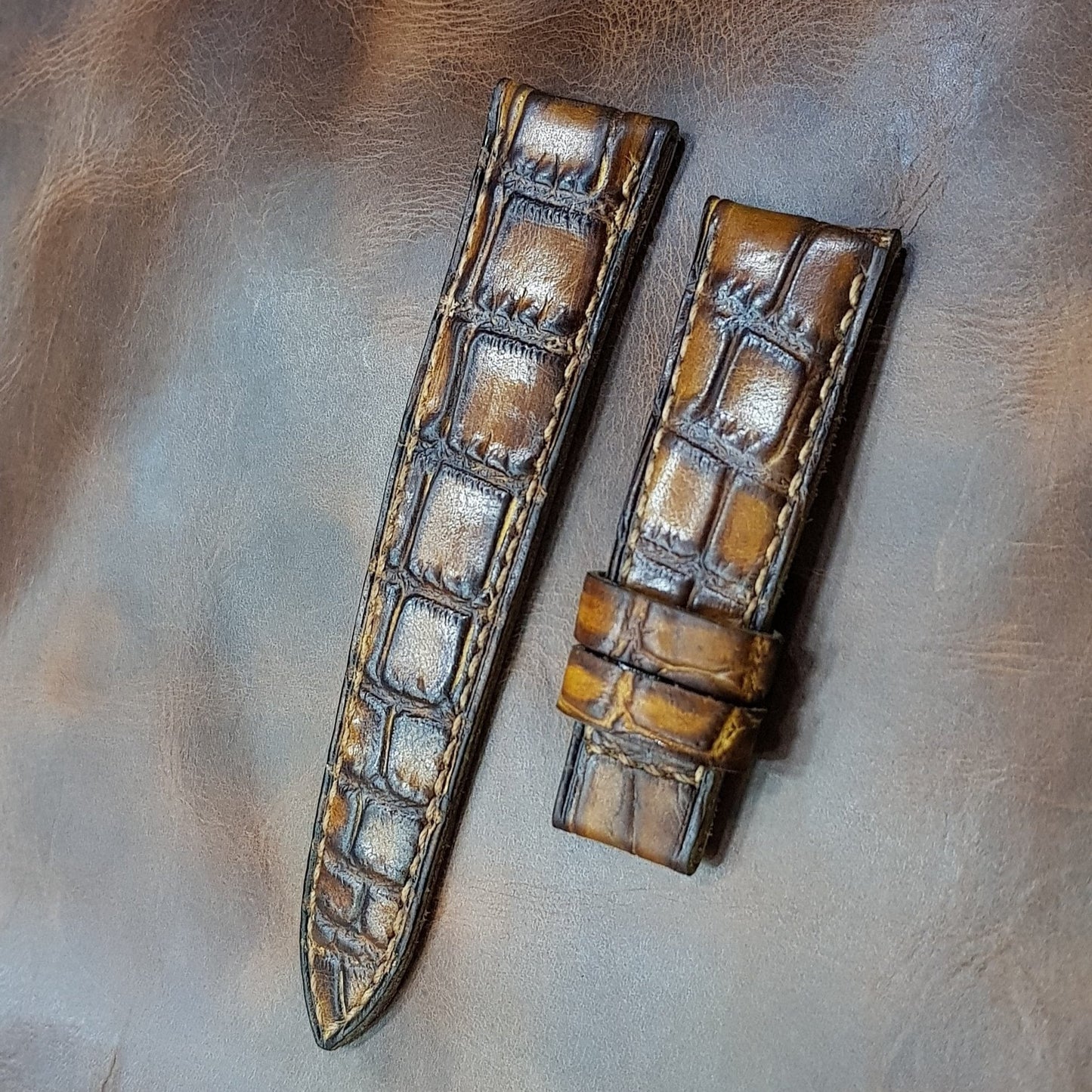 Indianleathercraft 20mm Handmade antique brown leather strap