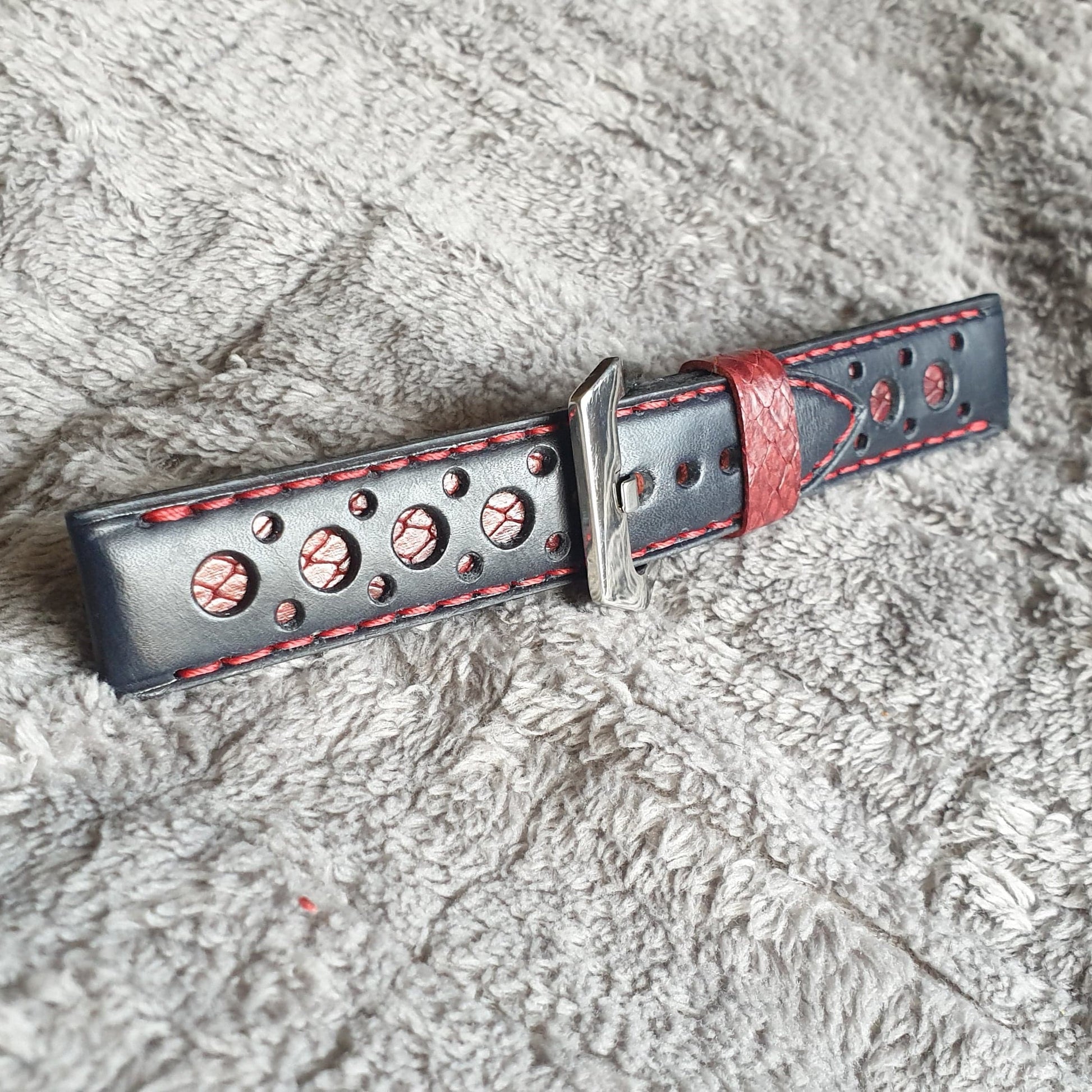 Indianleathercraft 22mm Handmade racing leather watch strap