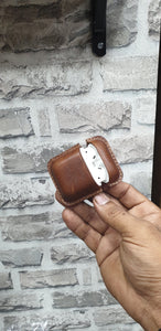 Vintage brown leather airpods case - Indianleathercraft