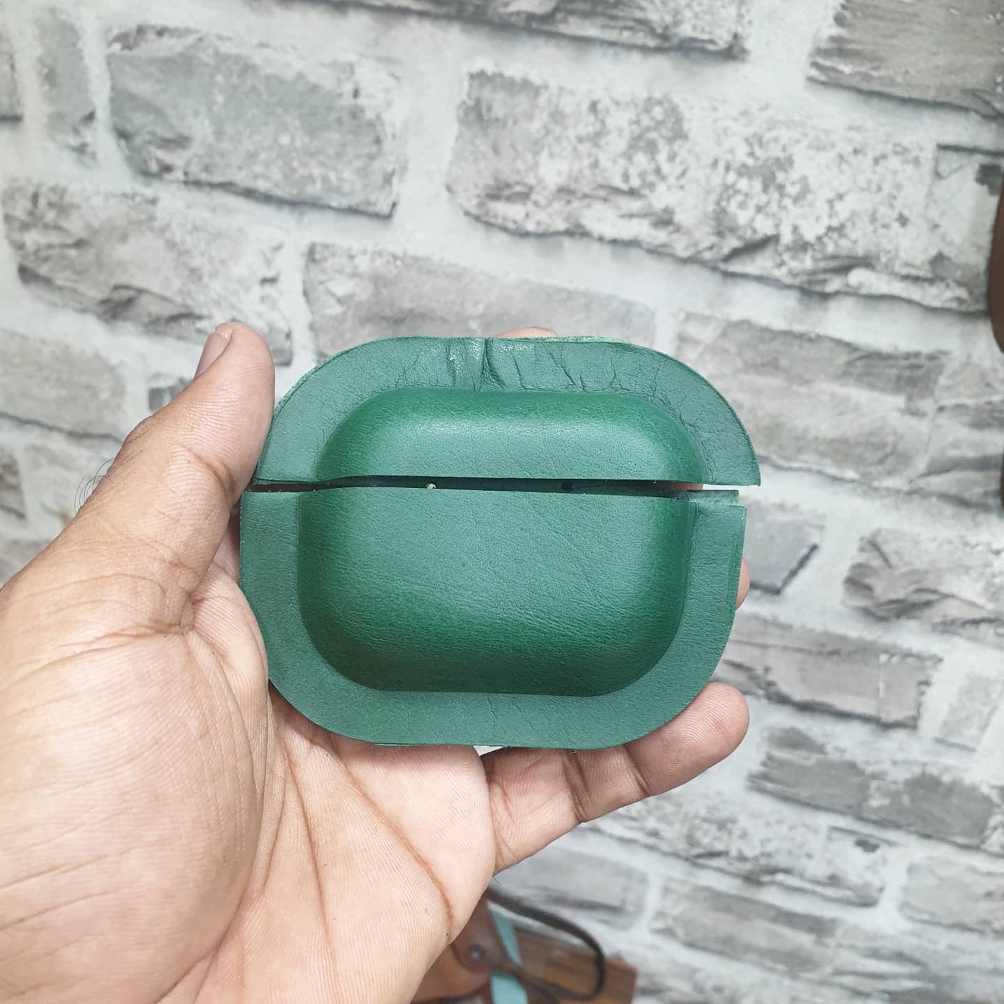 Apple Airpods pro leather case