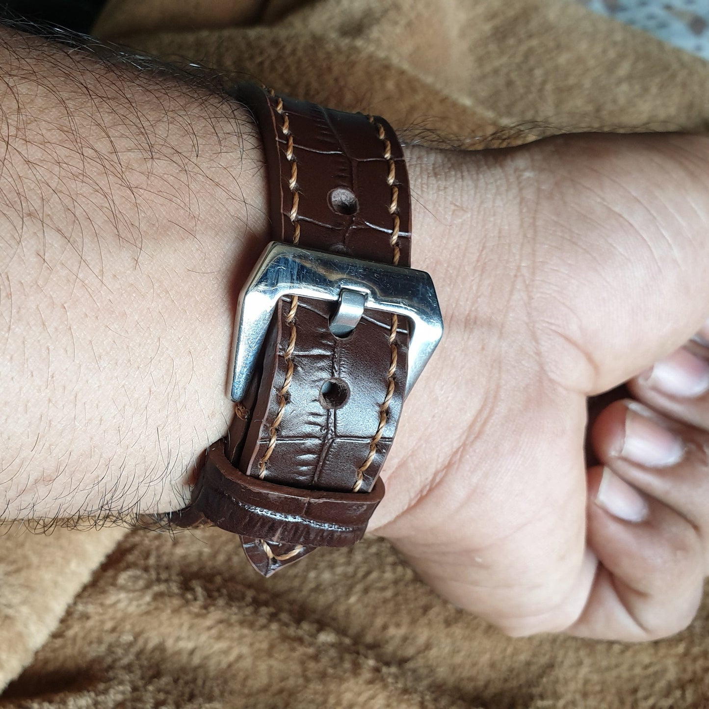 Apple watch leather strap - Indianleathercraft