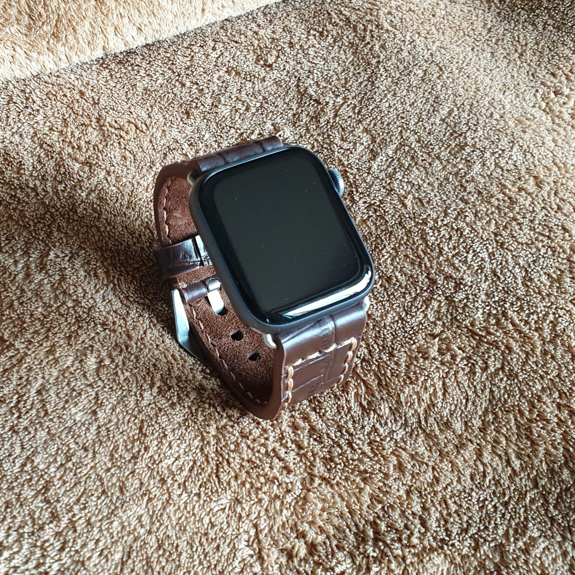 Apple watch leather strap - Indianleathercraft