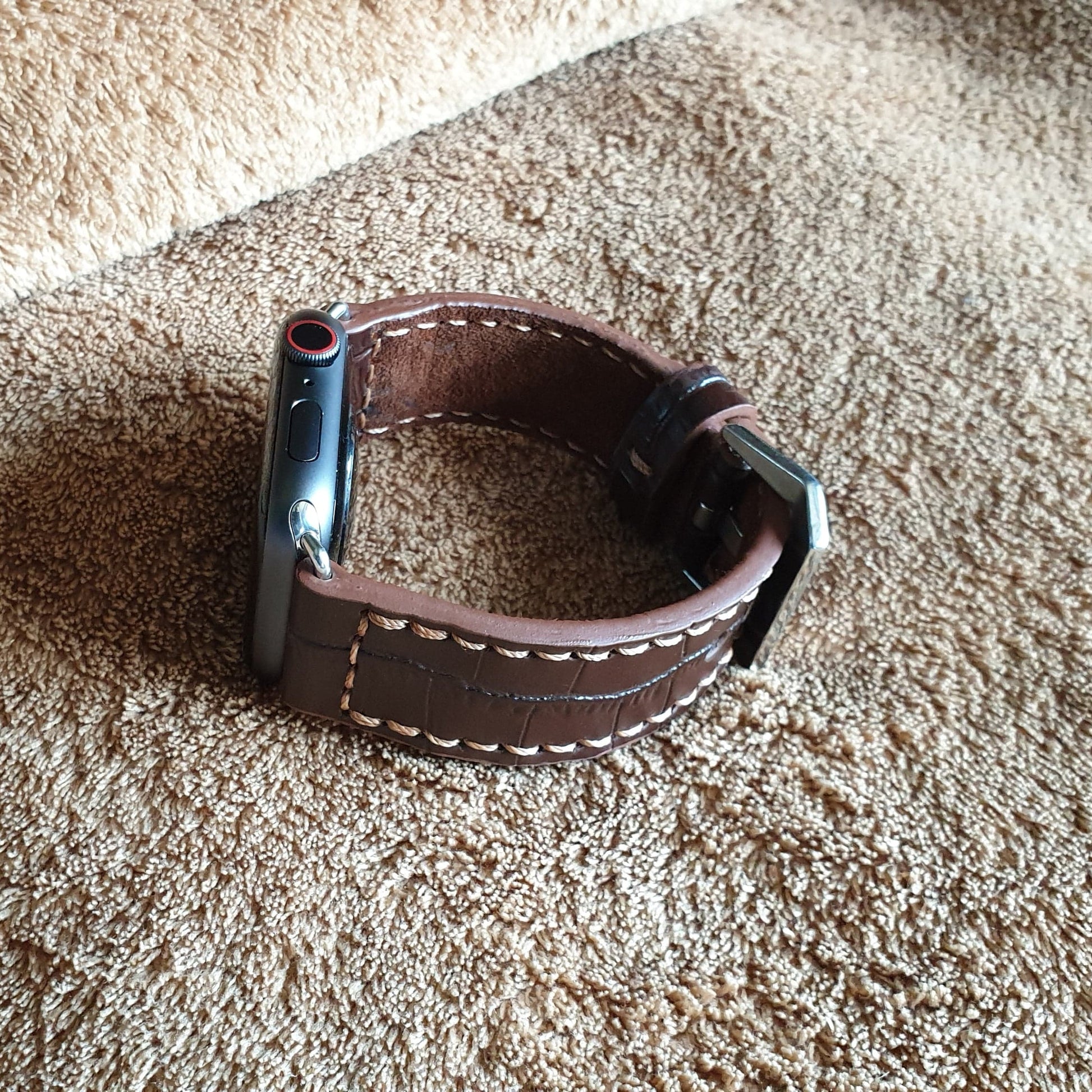 Apple watch leather strap - Indianleathercraft
