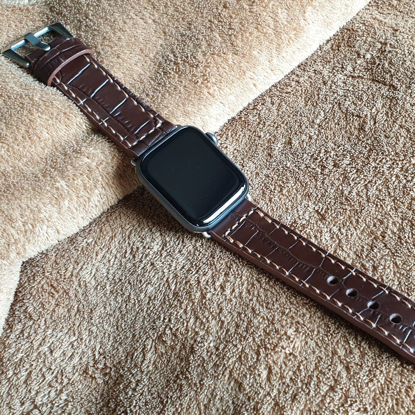 Apple watch leather strap - Indianleathercraft