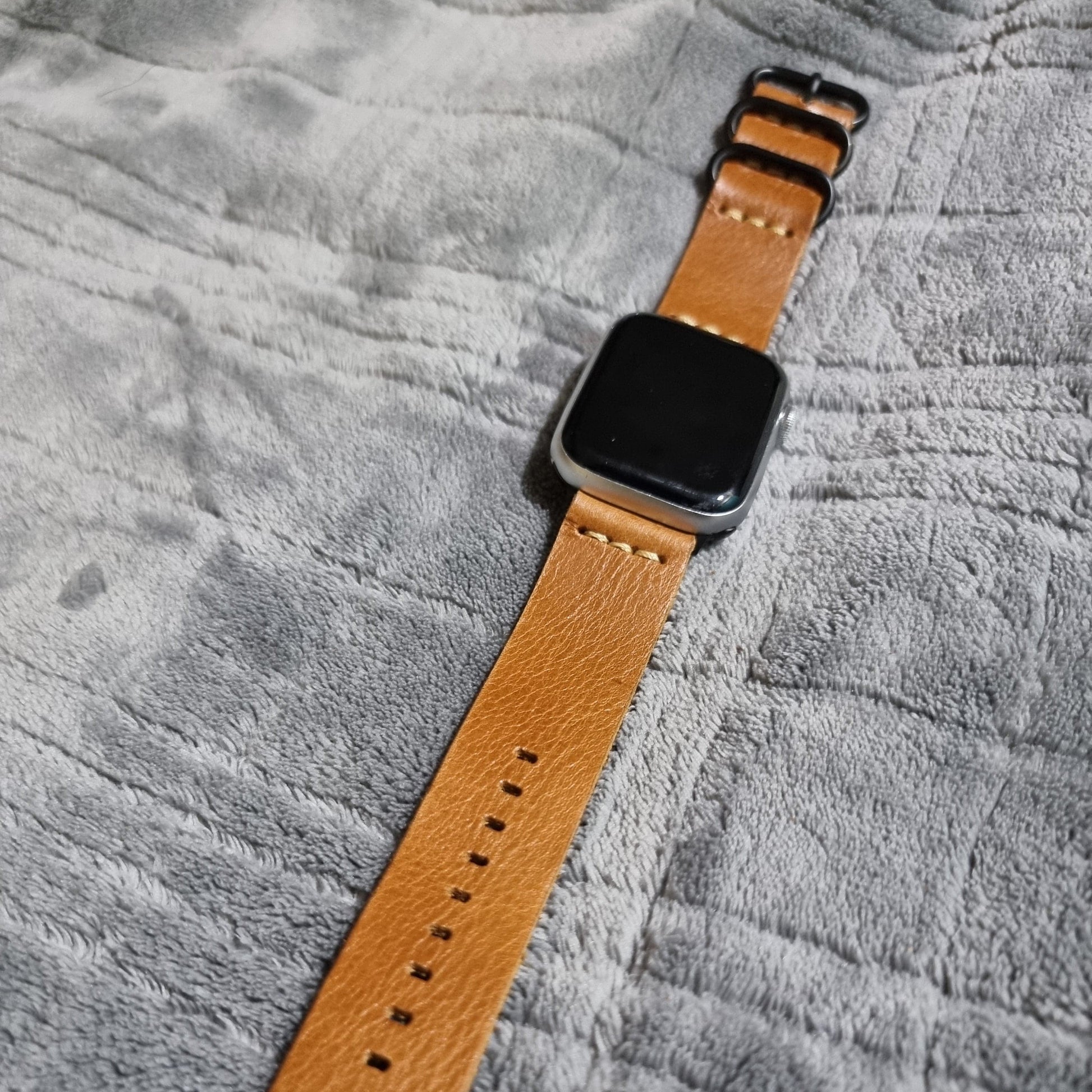 Indianleathercraft applestrap Fullgrain leather apple watch bands