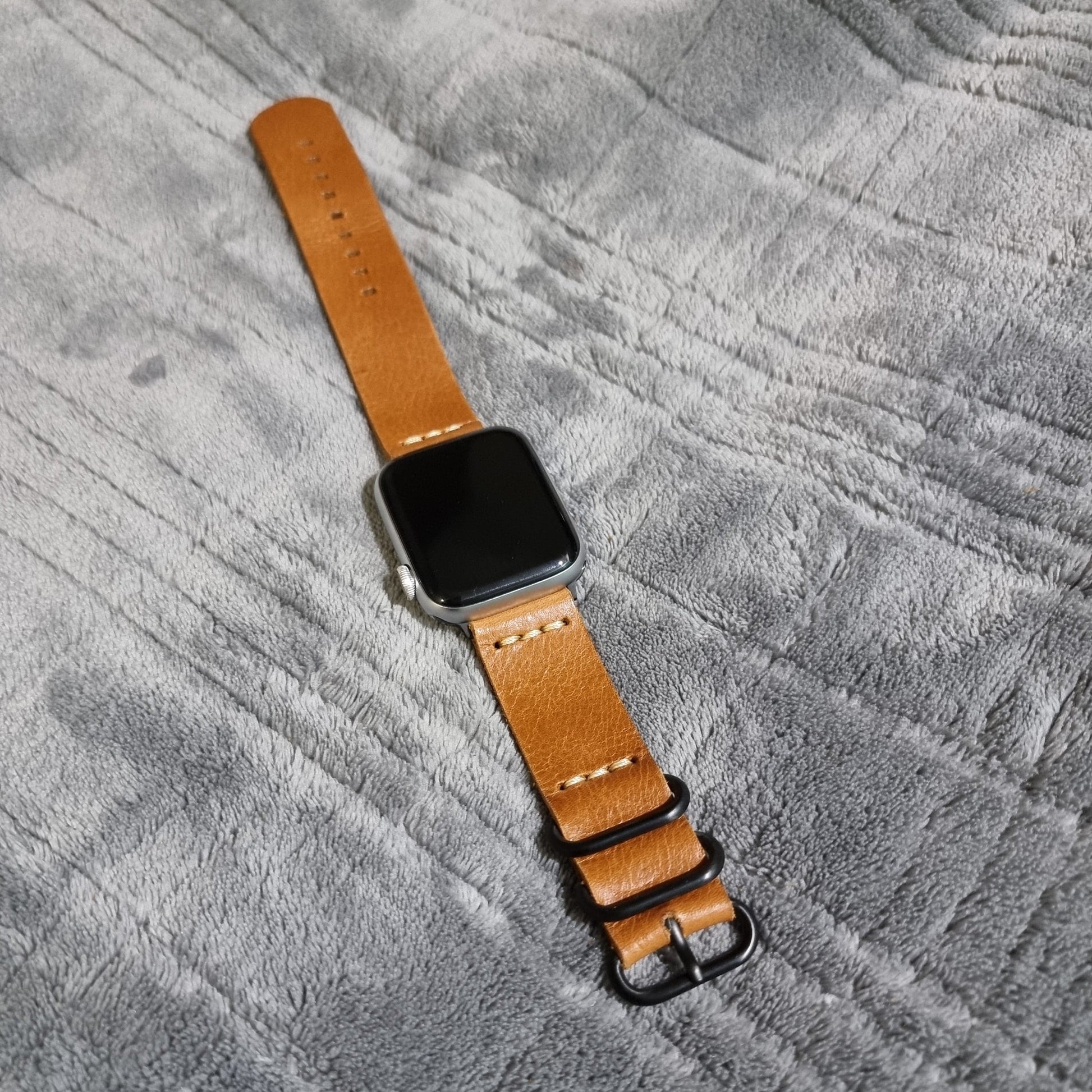 Indianleathercraft applestrap Fullgrain leather apple watch bands