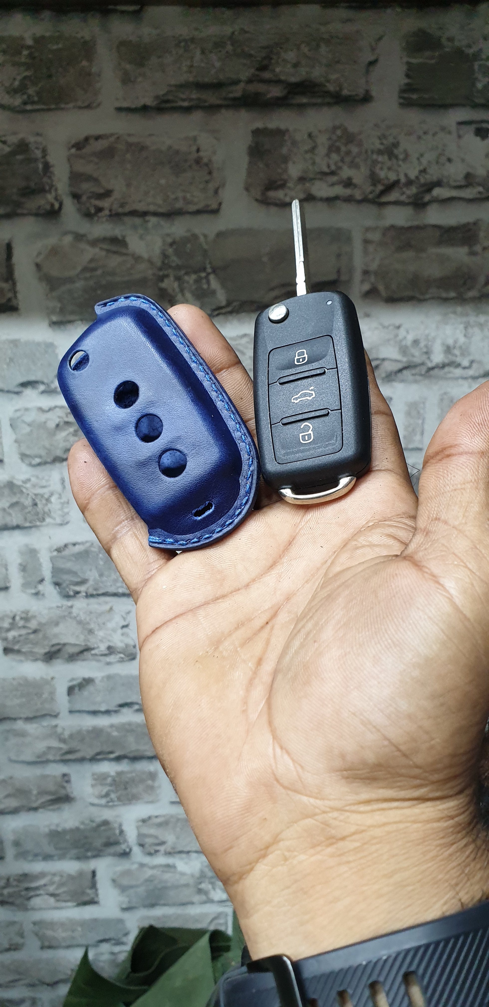 Handmade volkswagen polo flip key remote case | indian leather craft ...