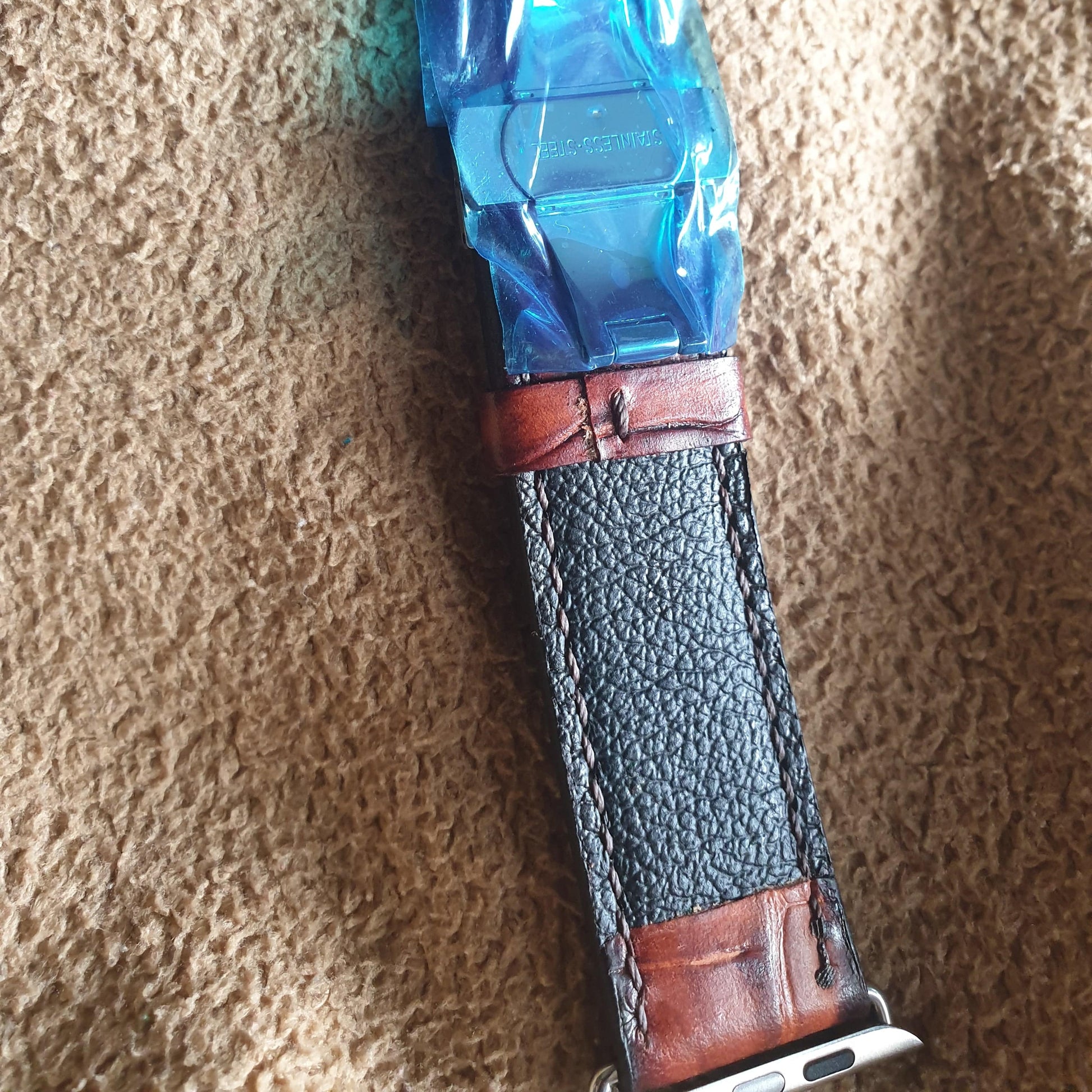 Indianleathercraft Full grain leather apple watch strap