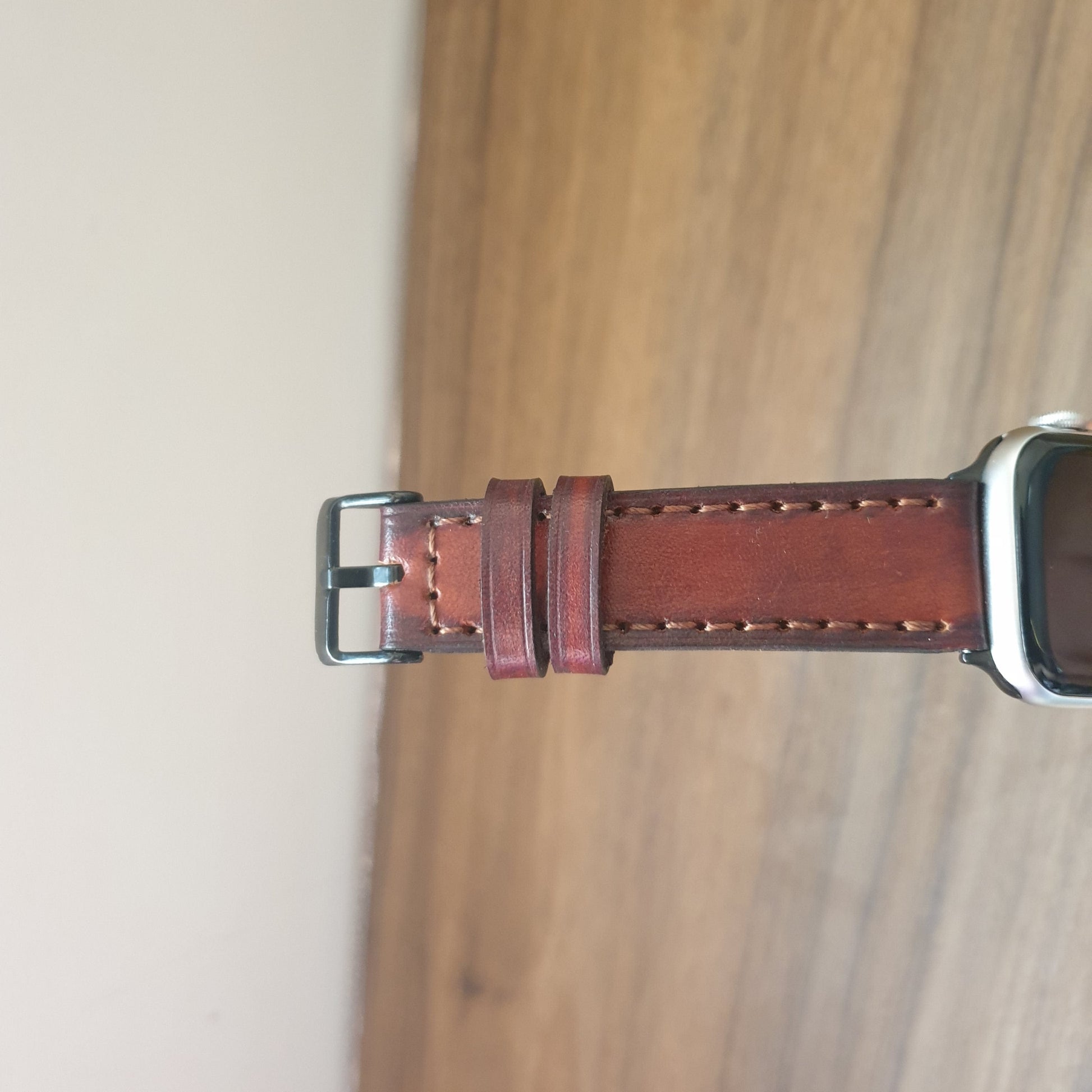 Indianleathercraft Fullgrain leather apple watch strap