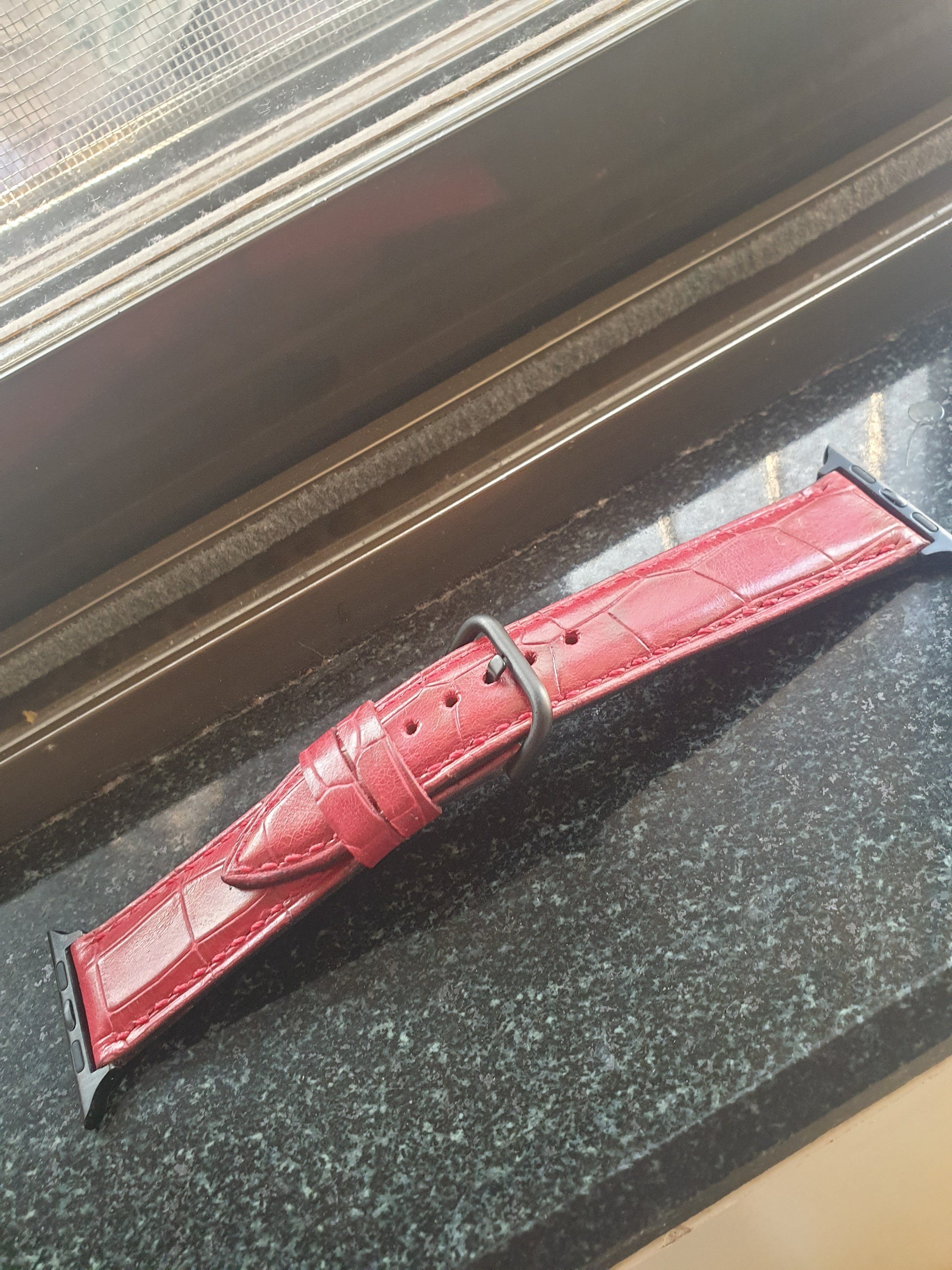 Indianleathercraft Handmade apple watch leather strap