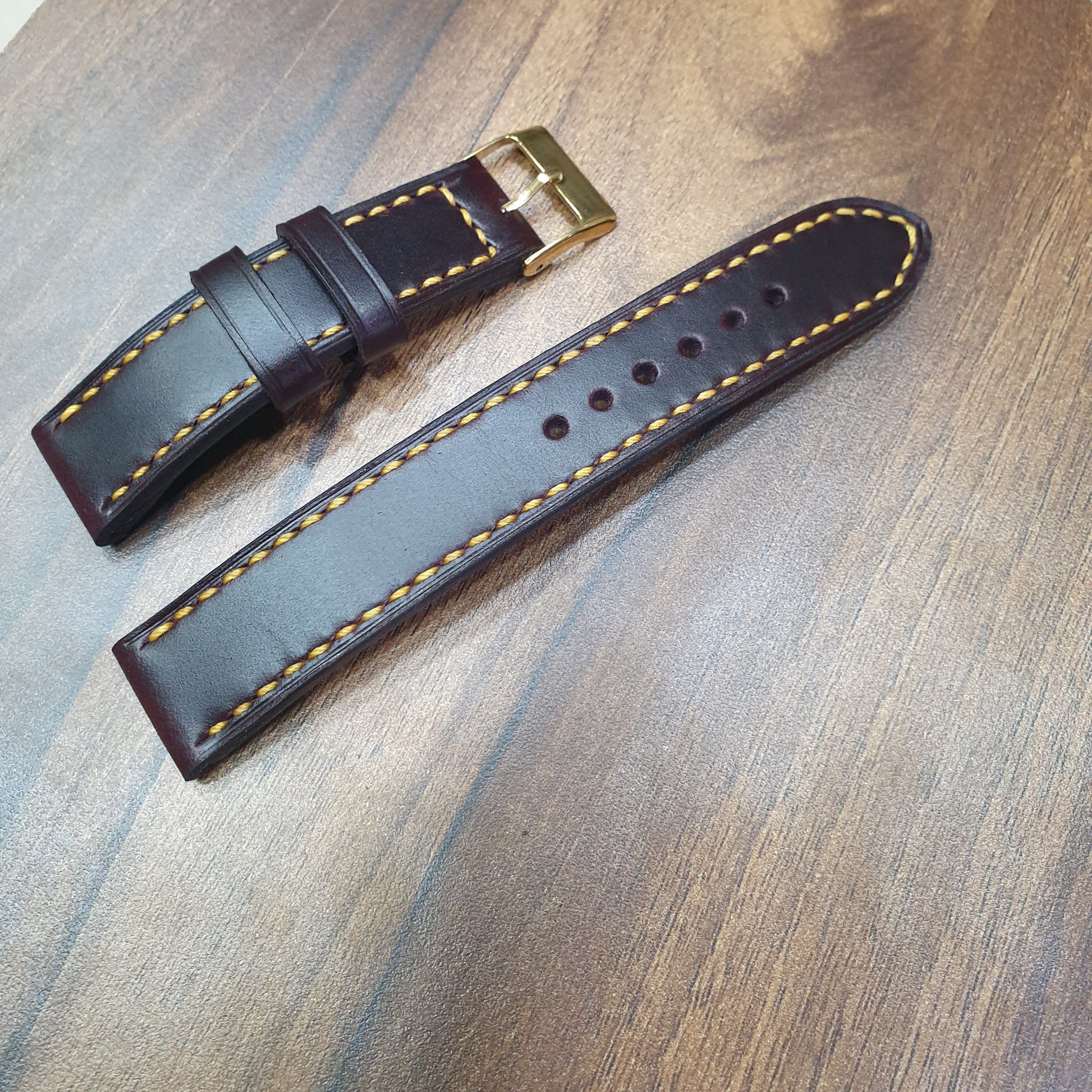 Indianleathercraft Handmade burgundy leather strap