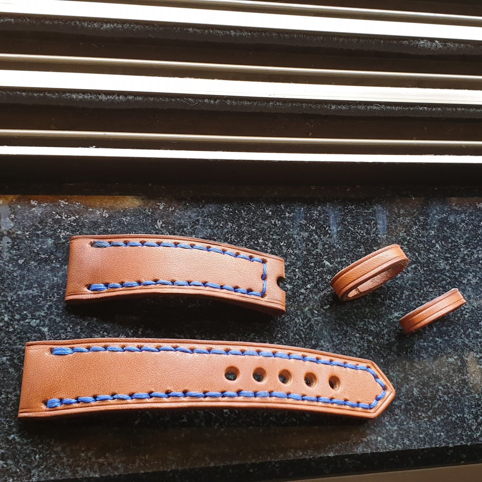 Handmade full grain leather watch strap indianleathercaft