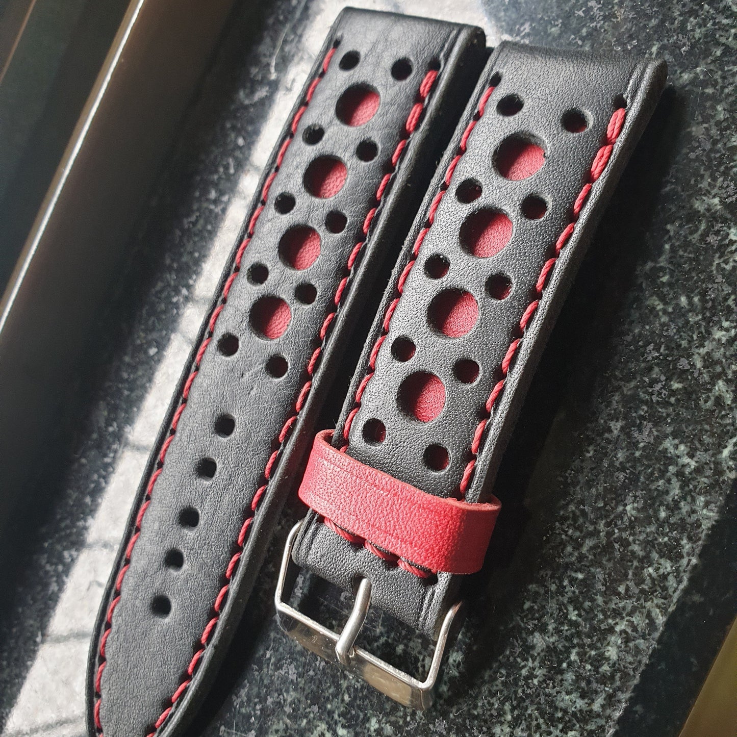 Indianleathercraft Handmade fullgrain leather rally strap