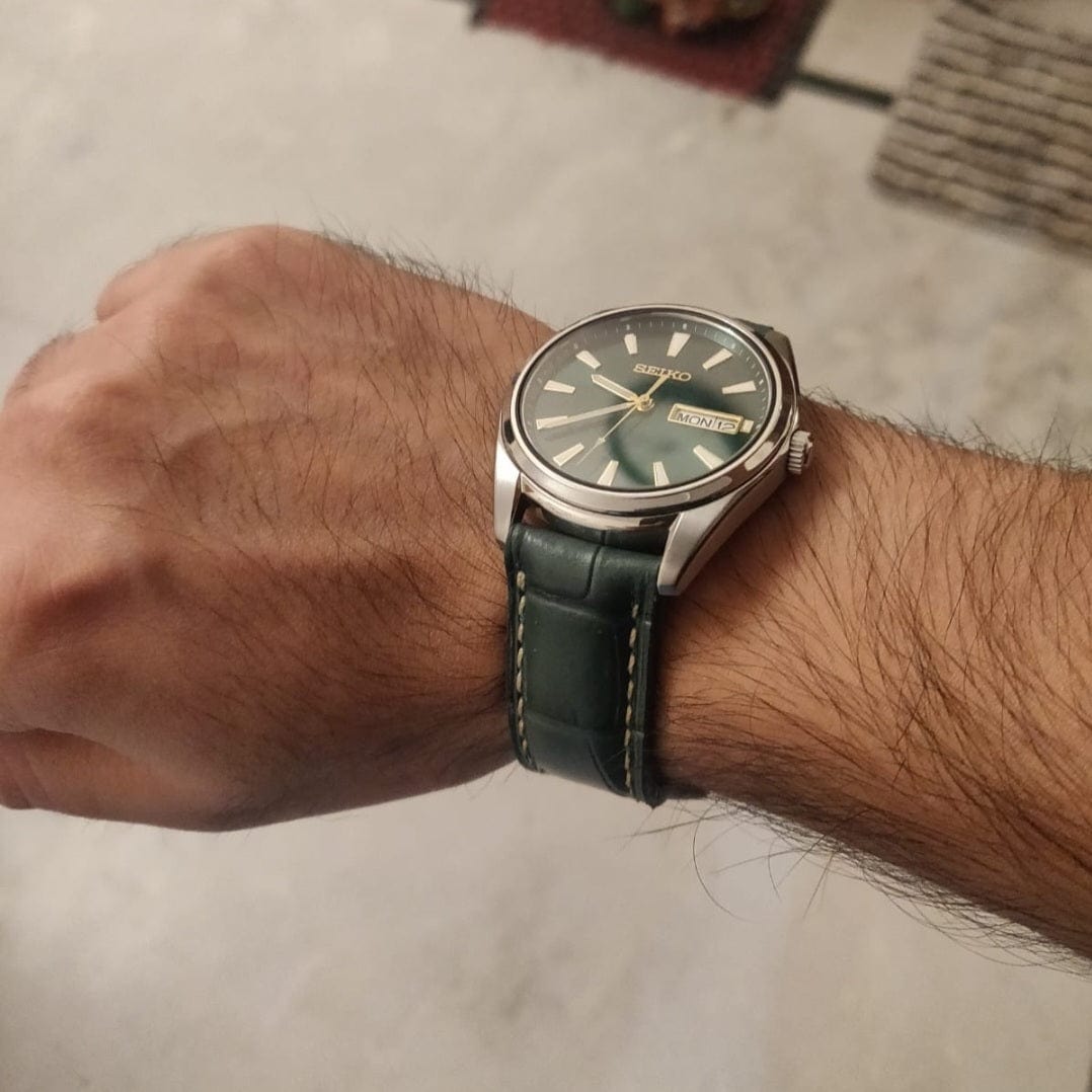 Indianleathercraft Handmade green leather strap