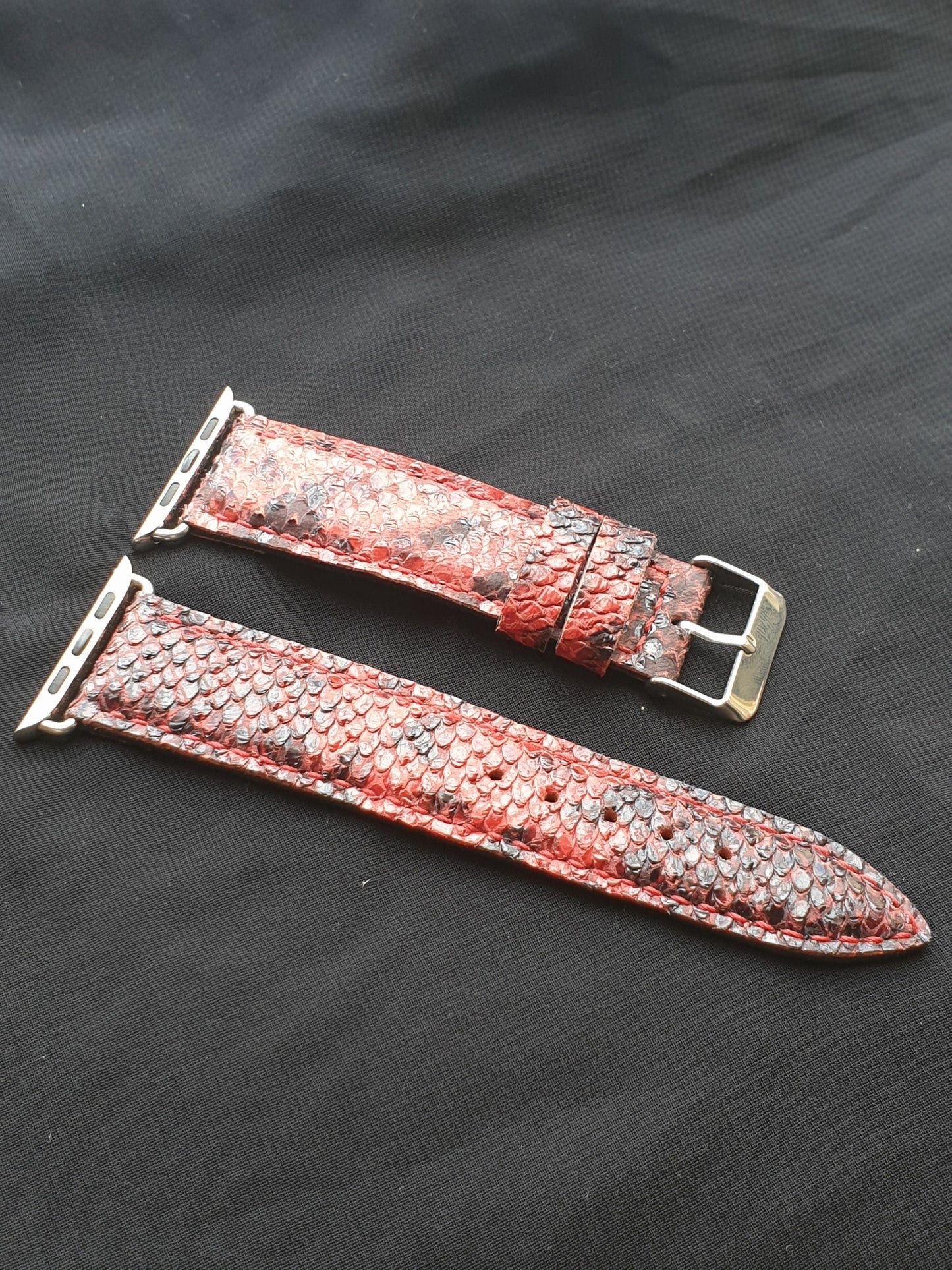 Indianleathercraft Handmade leather apple watch strap