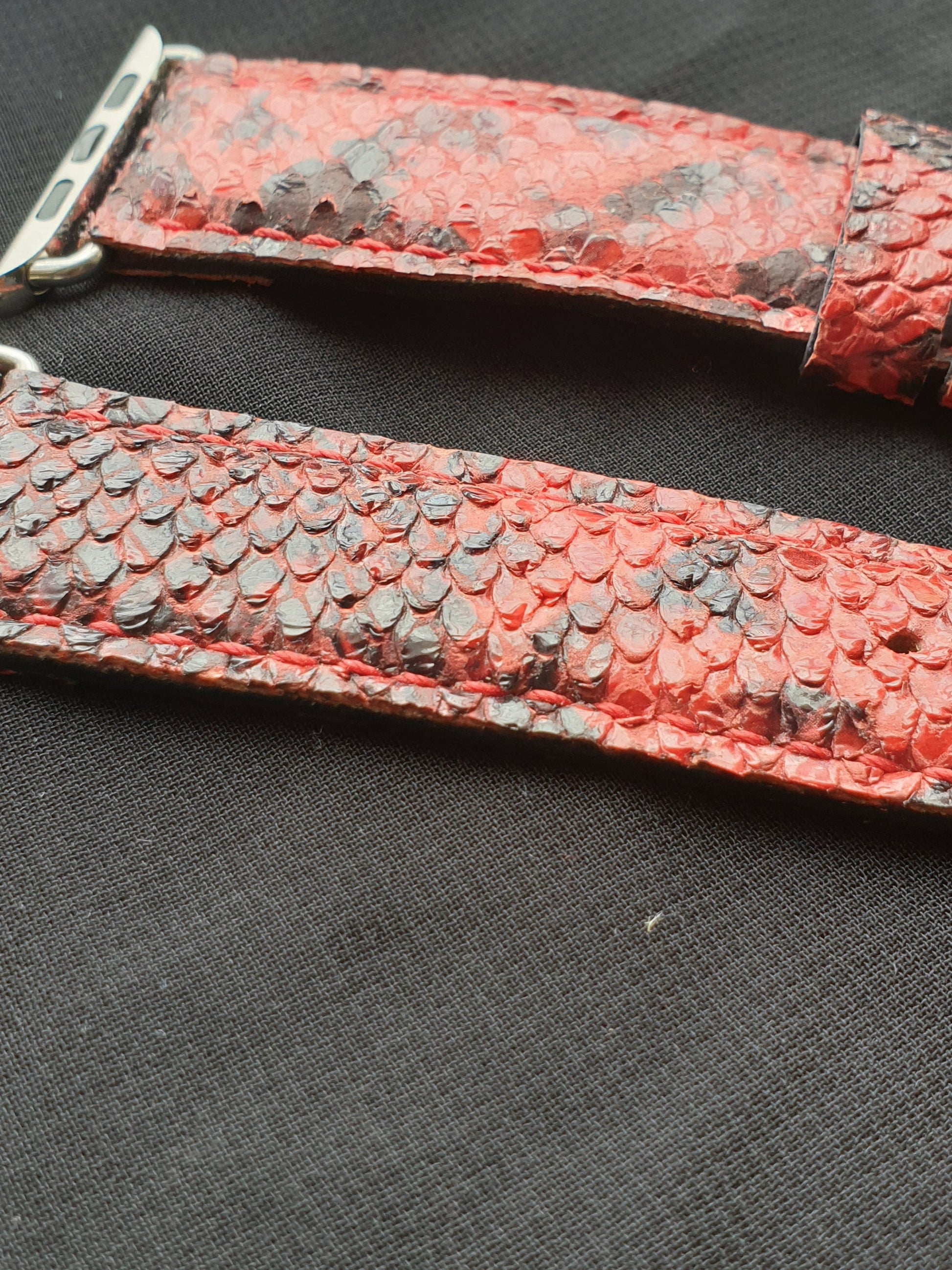 Indianleathercraft Handmade leather apple watch strap