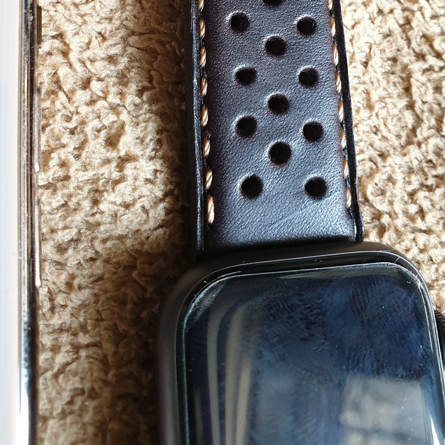 Indianleathercraft Handmade leather strap for apple watch
