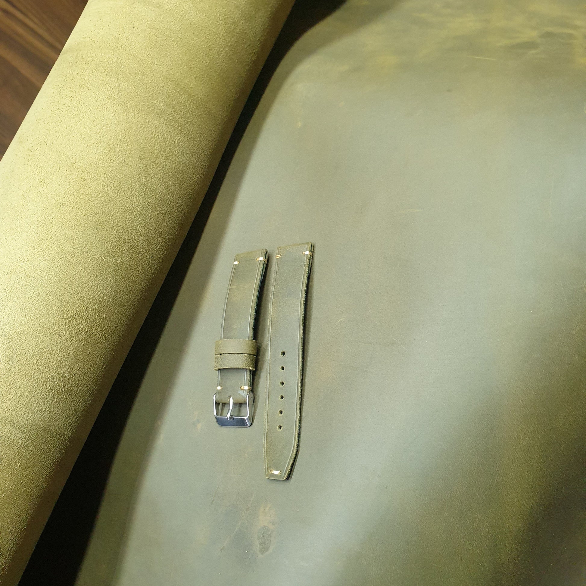 Indianleathercraft Handmade olive green leather strap