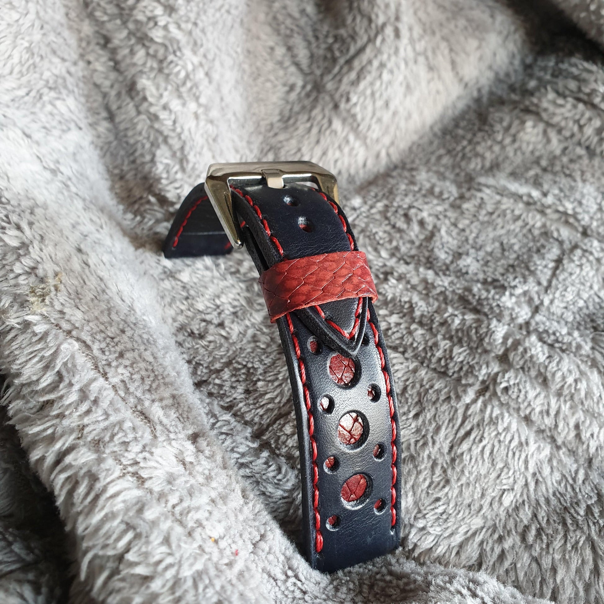 Indianleathercraft Handmade racing leather watch strap