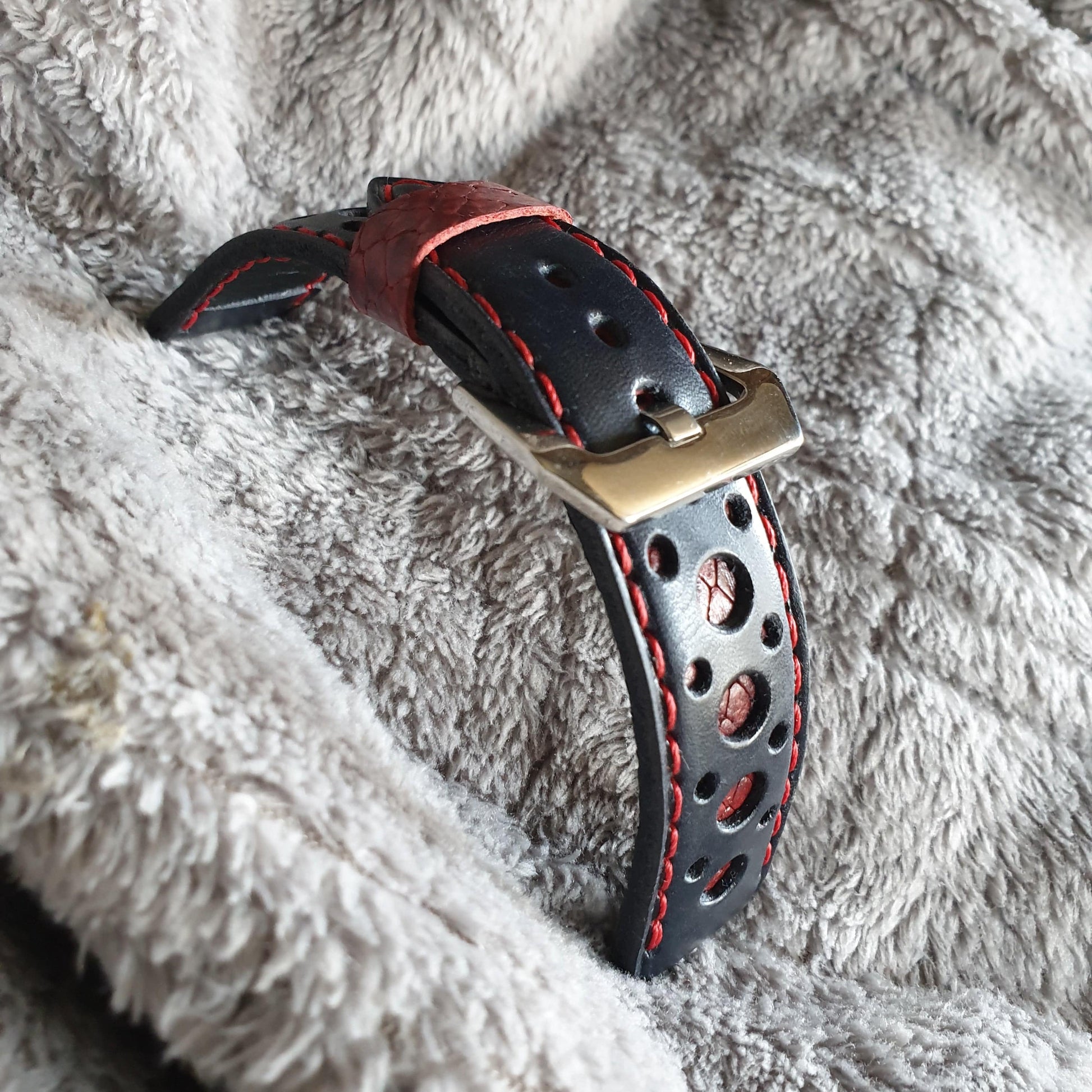 Indianleathercraft Handmade racing leather watch strap