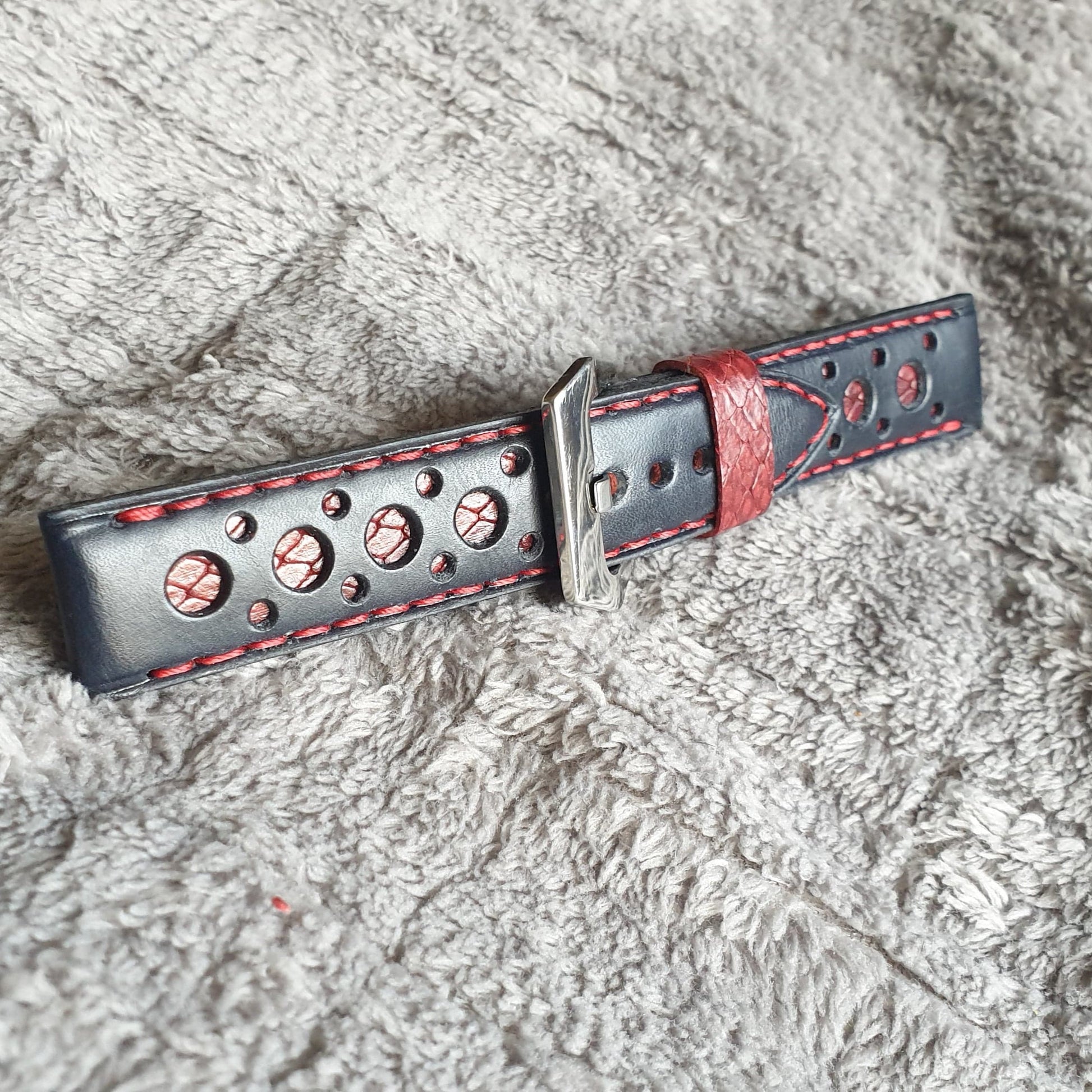 Indianleathercraft Handmade racing leather watch strap