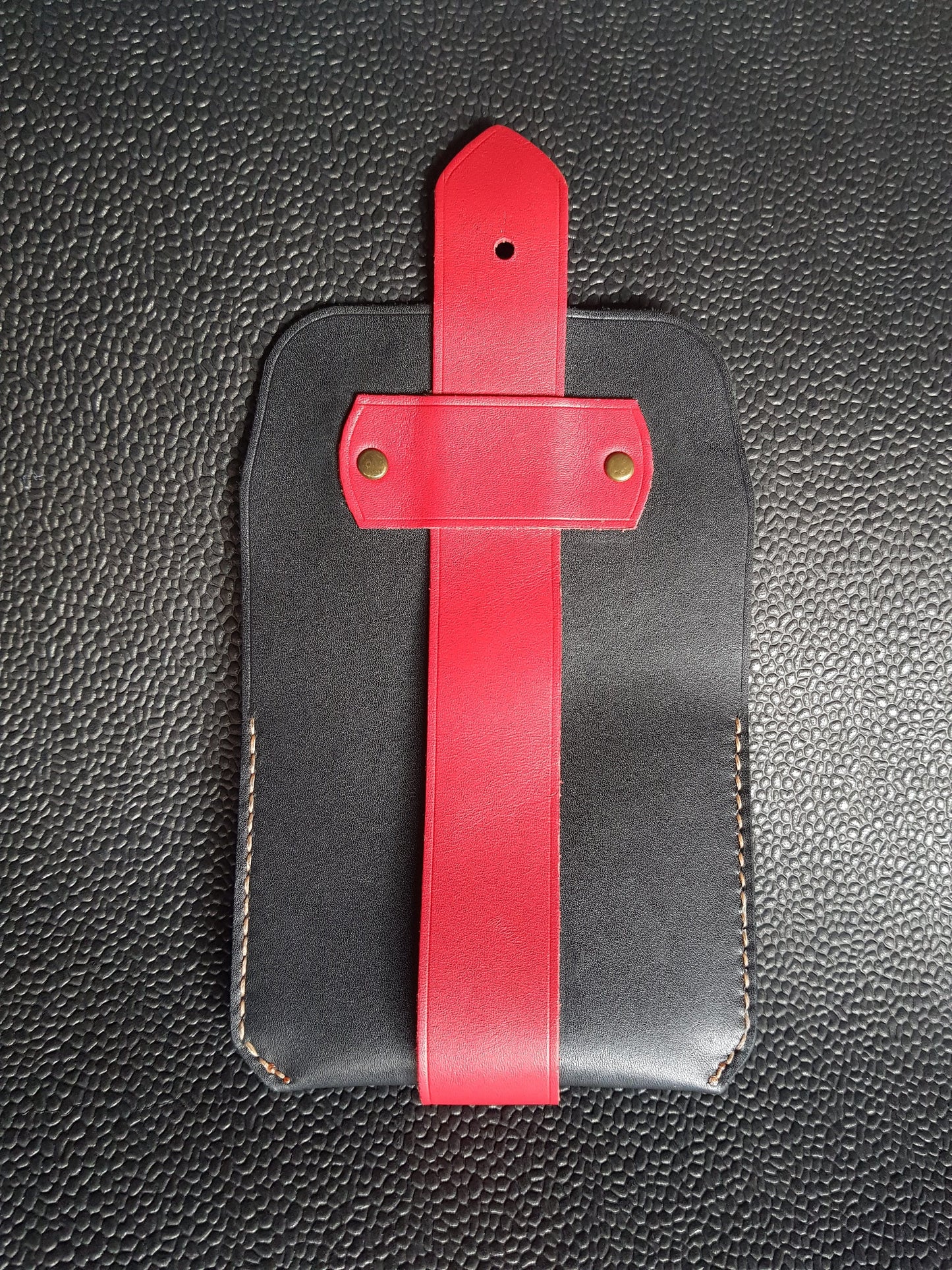 Strap wallet - Indianleathercraft