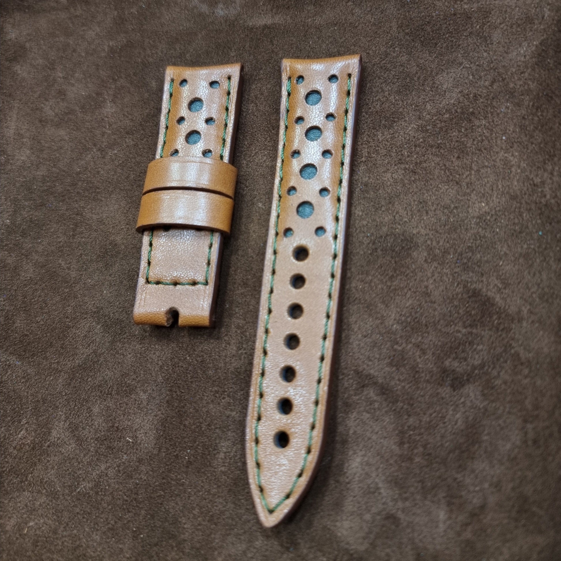 Indianleathercraft Handmade tan rally leather strap