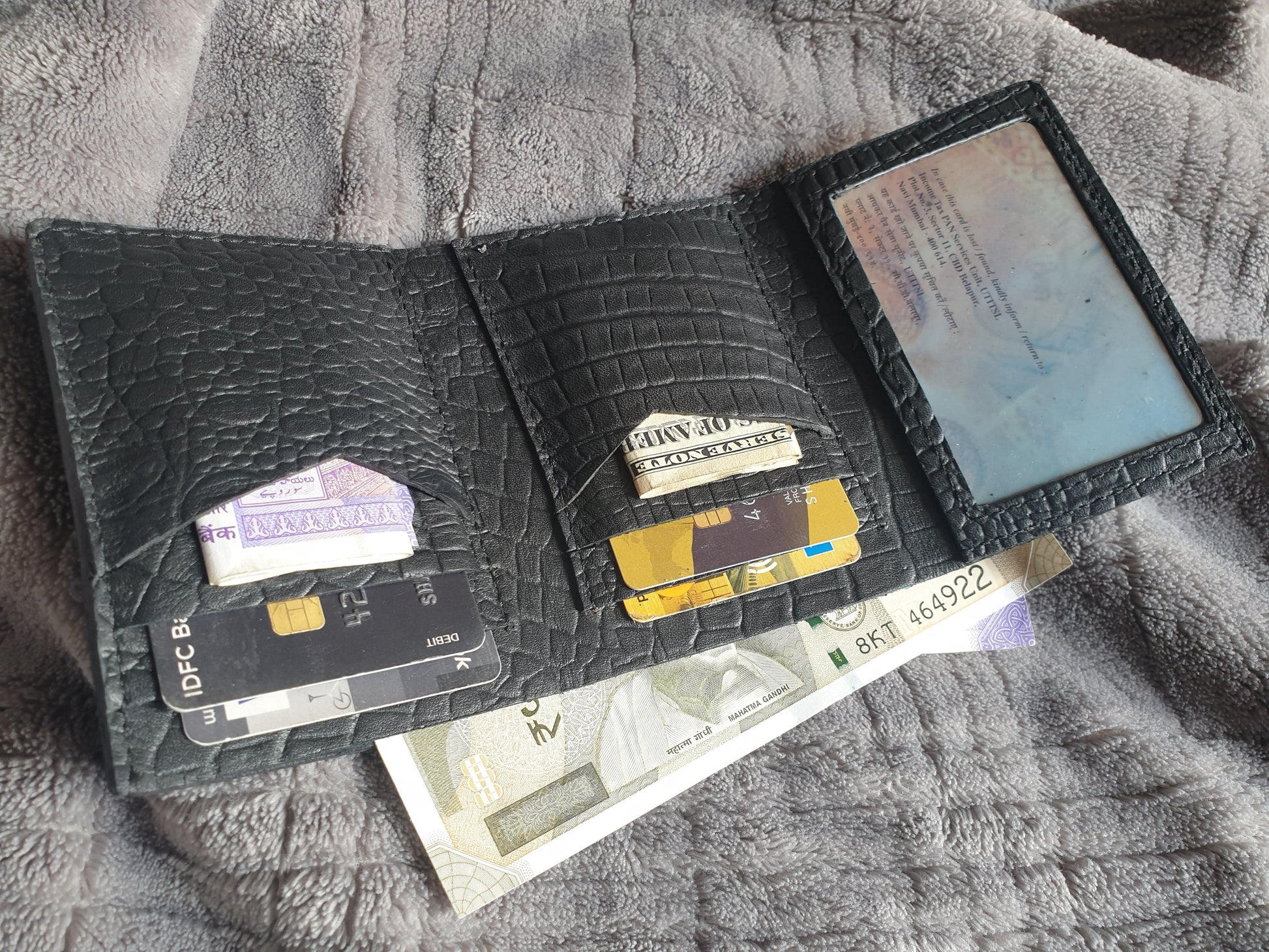 Indianleathercraft Handmade trifold leather wallet