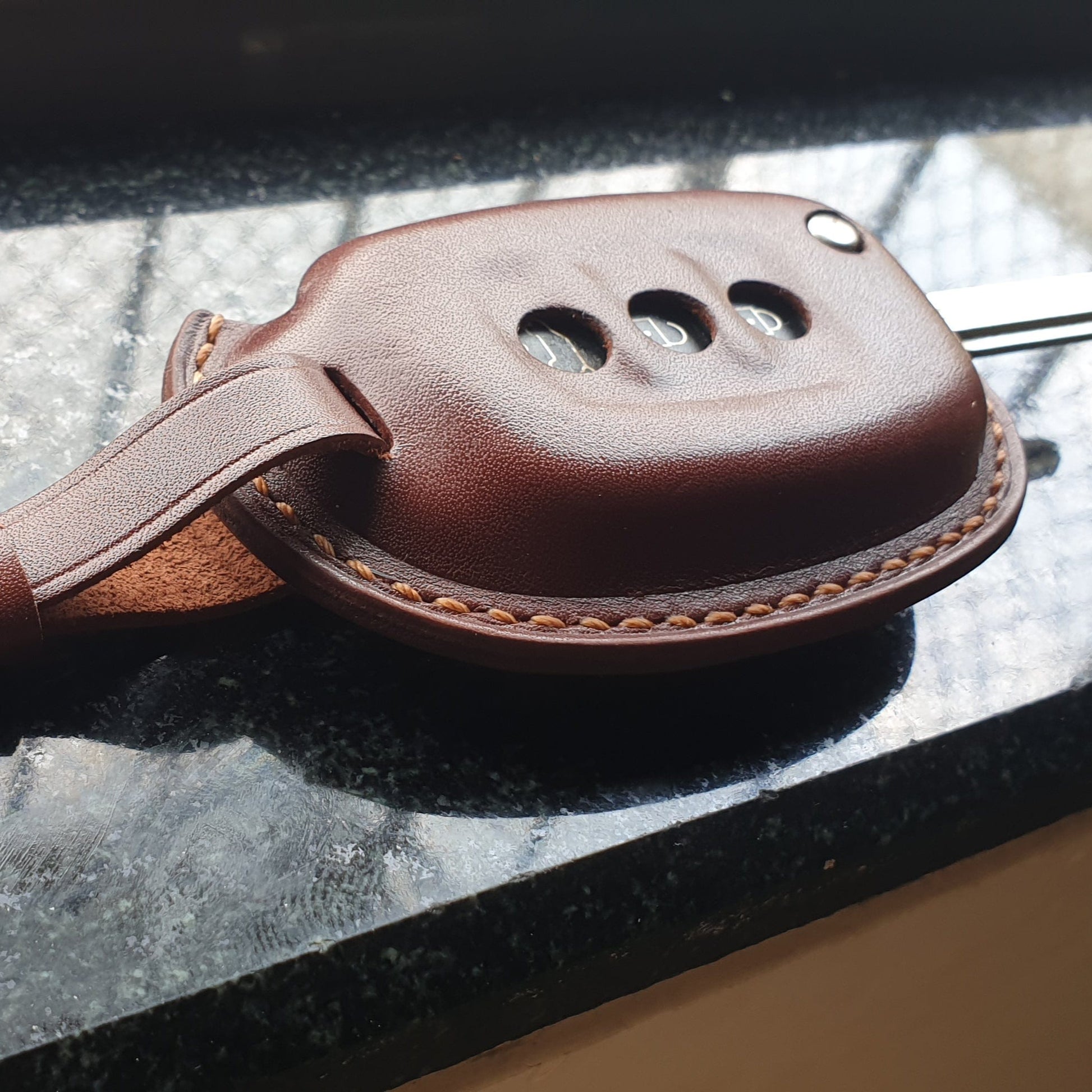 Indianleathercraft Hyundai i20 Hyundai key remote leather case