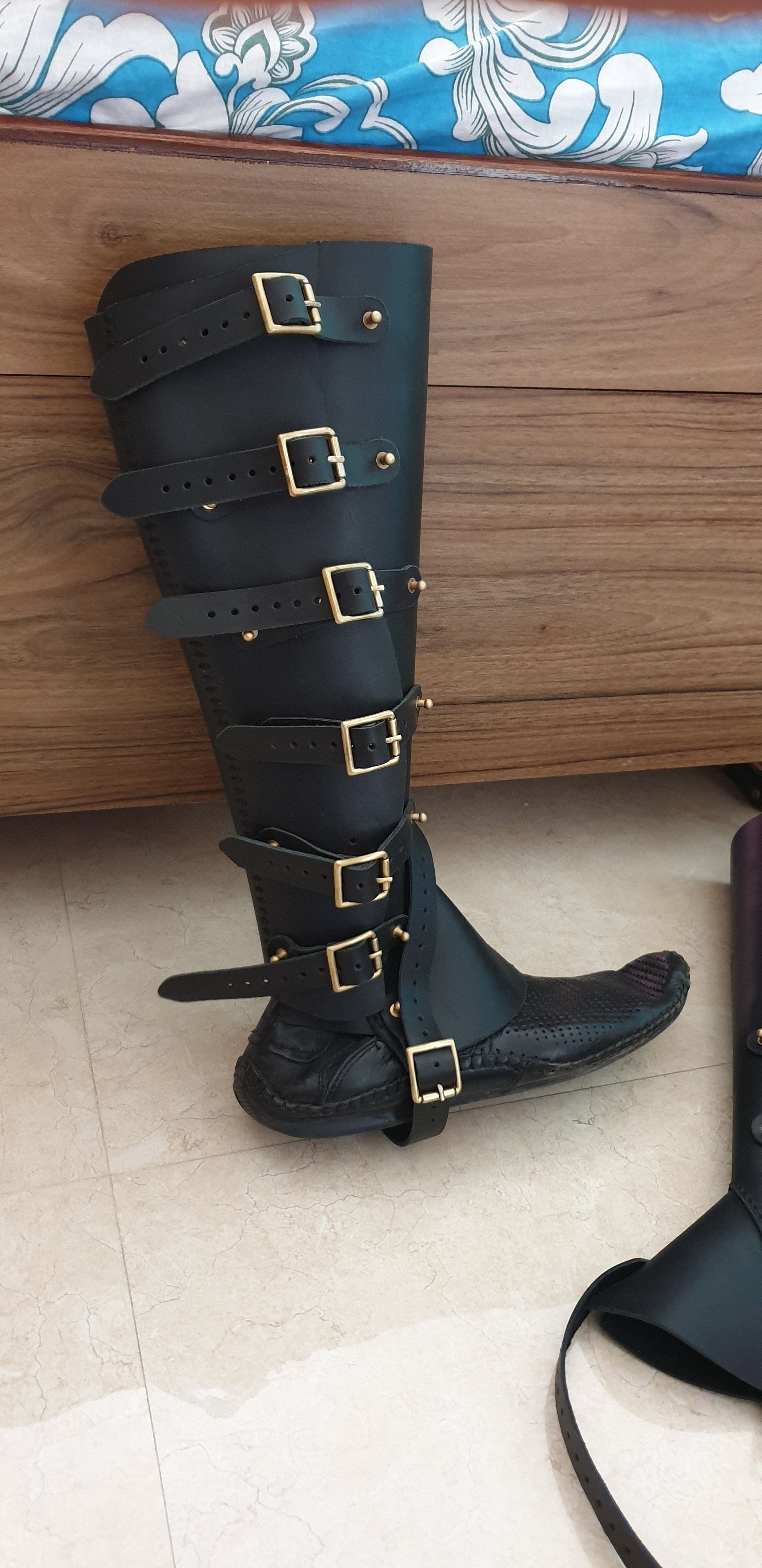 Leather gaitors - Indianleathercraft