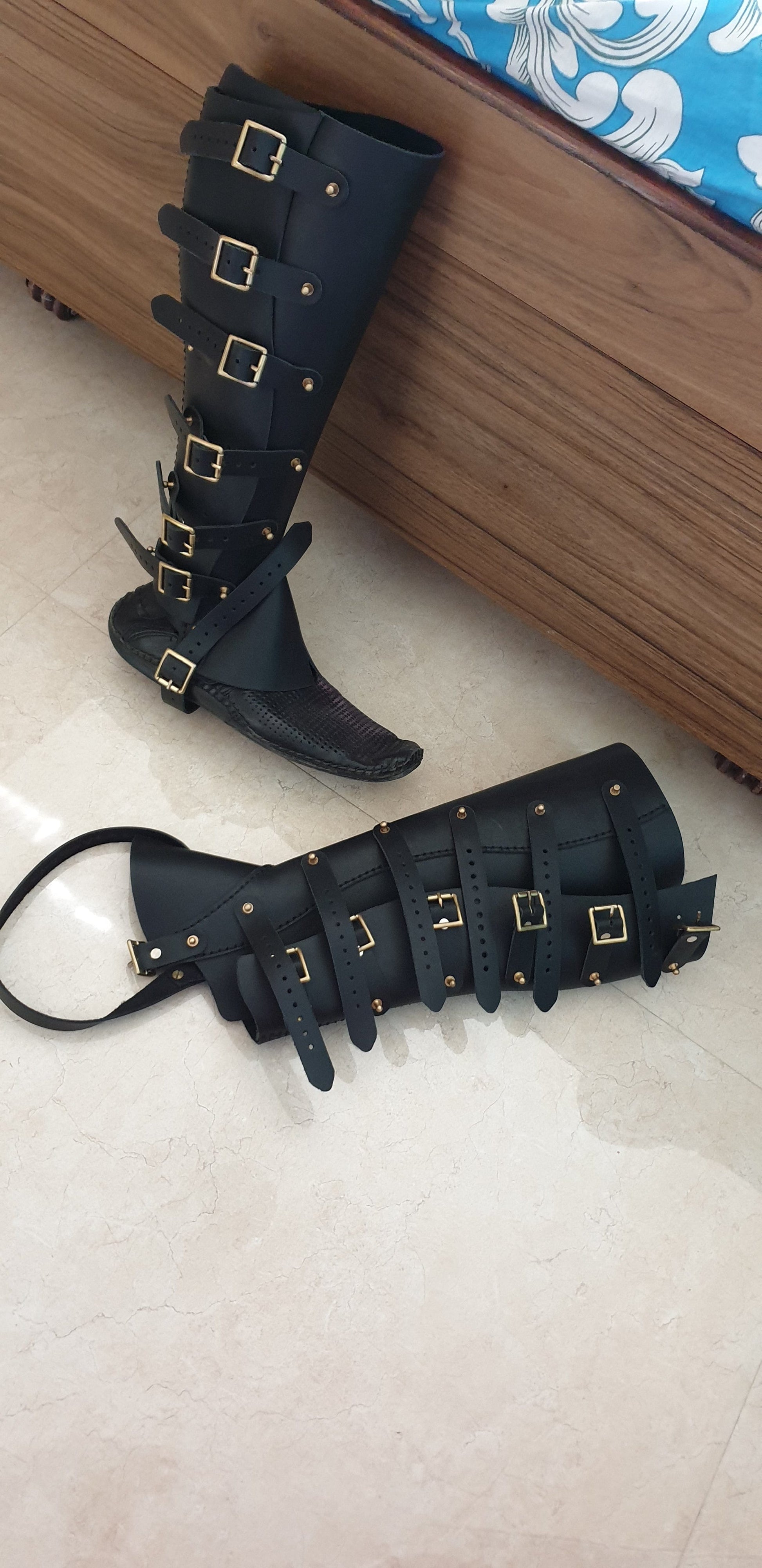 Leather gaitors - Indianleathercraft