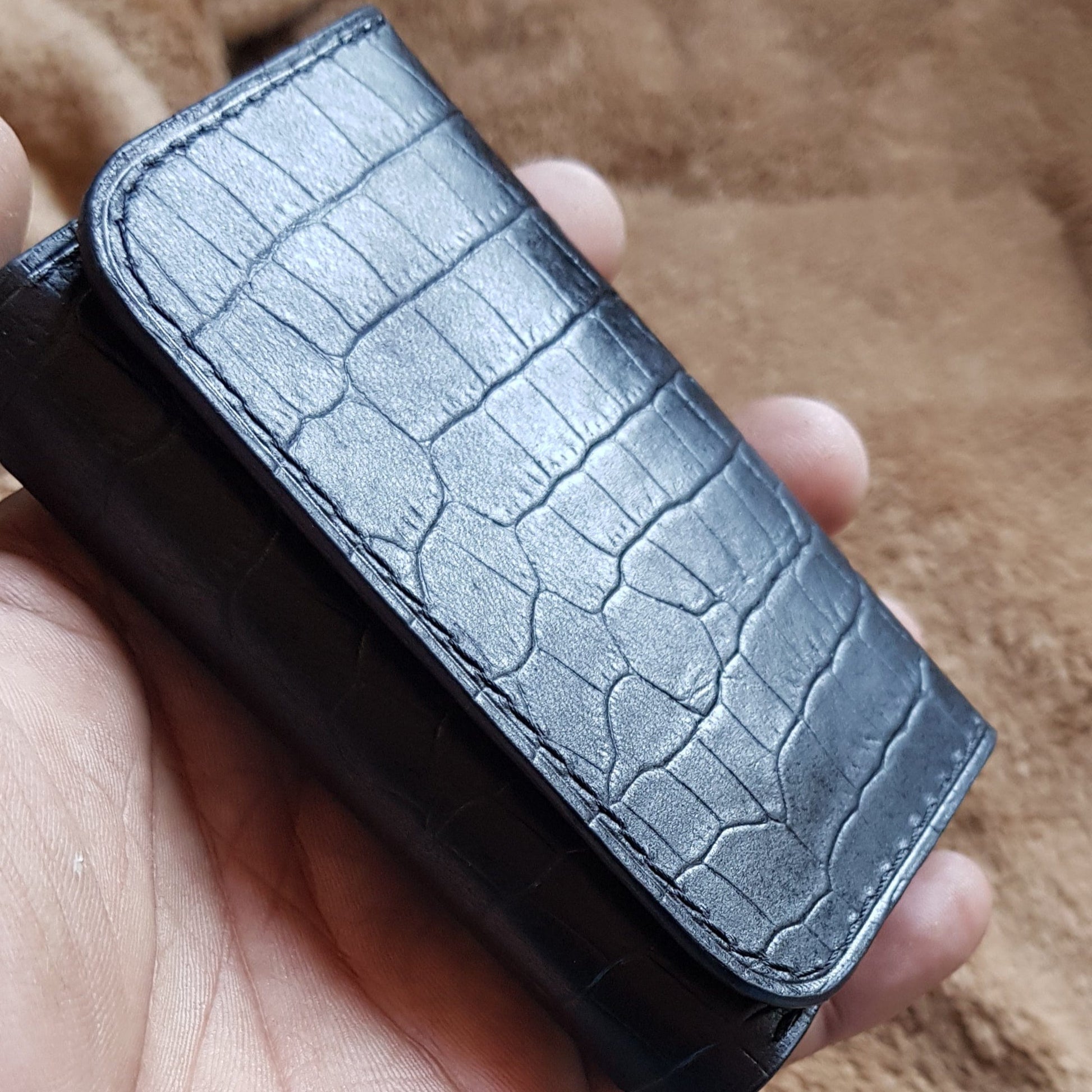 Leather key pouch - Indianleathercraft
