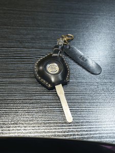 Indianleathercraft Royal Enfield Twins 650 - Interceptor 650 & Continental GT 650 leather key cover