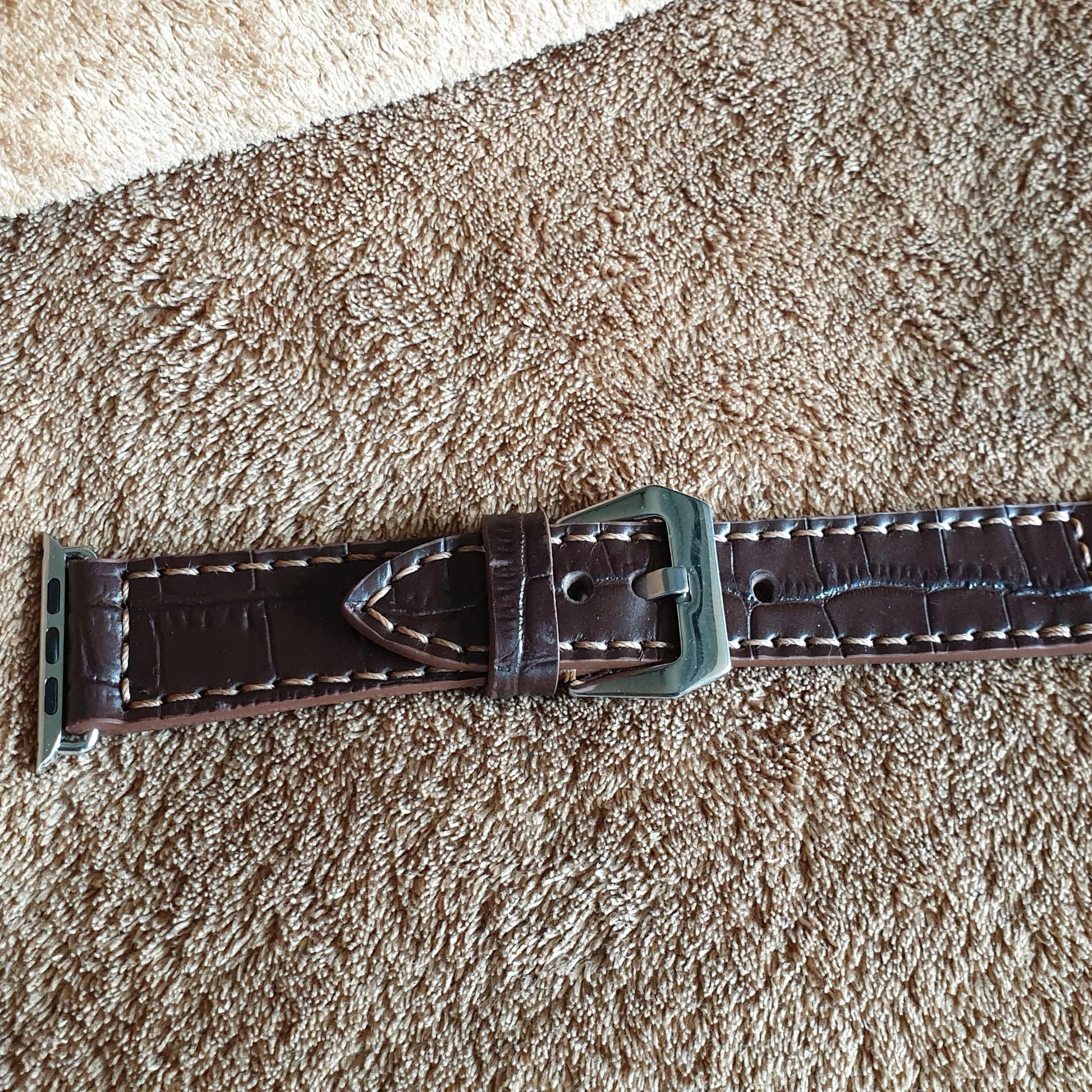 Apple watch leather strap - Indianleathercraft