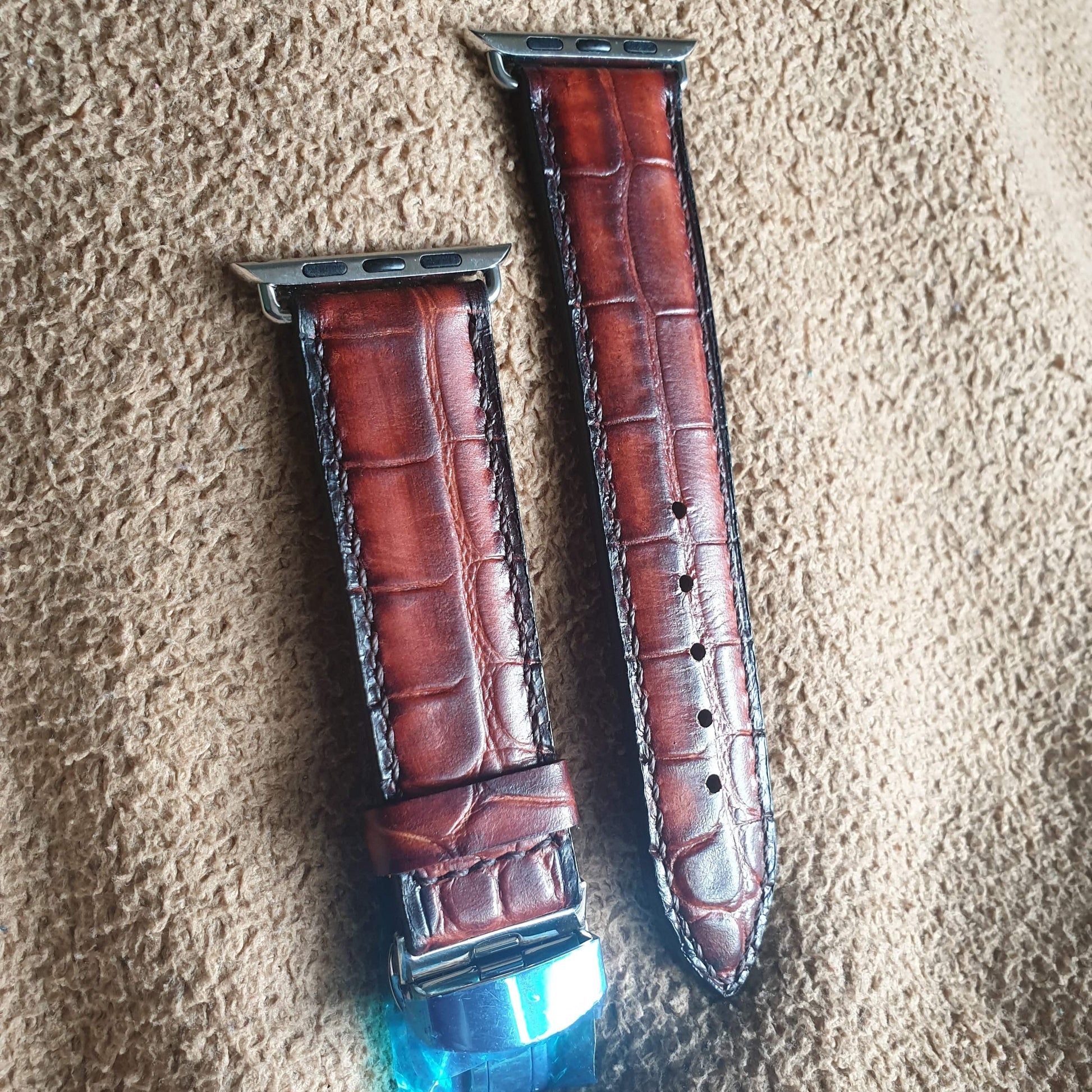 Indianleathercraft Series 4 Full grain leather apple watch strap